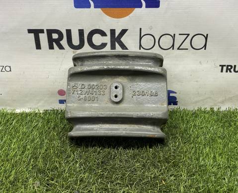 712W413350001 Проставка стремянки рессоры для Sinotruk Sitrak C7H