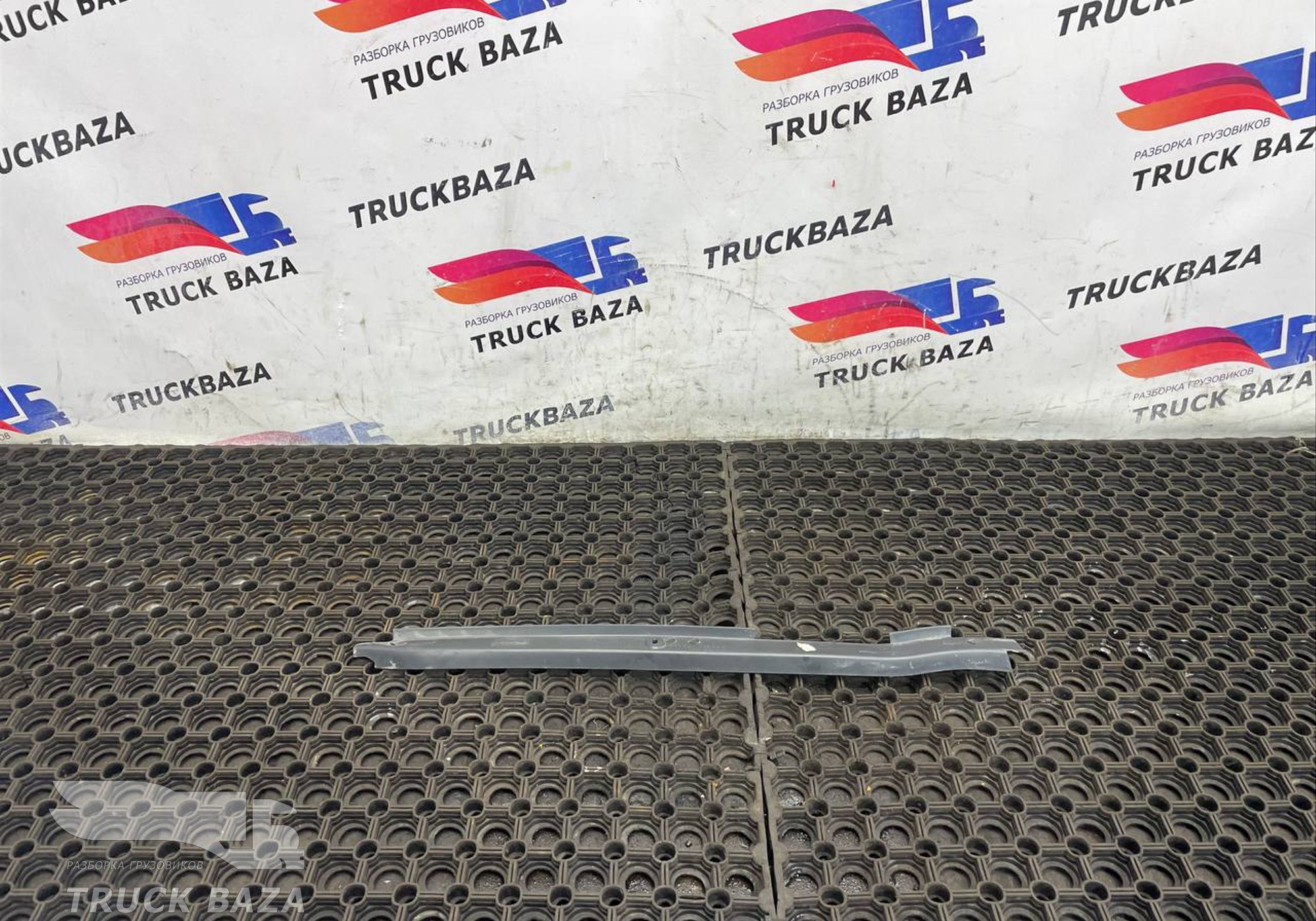 9436920001 Обшивка стойки левая для Mercedes-Benz Actros MP3 (с 2008)