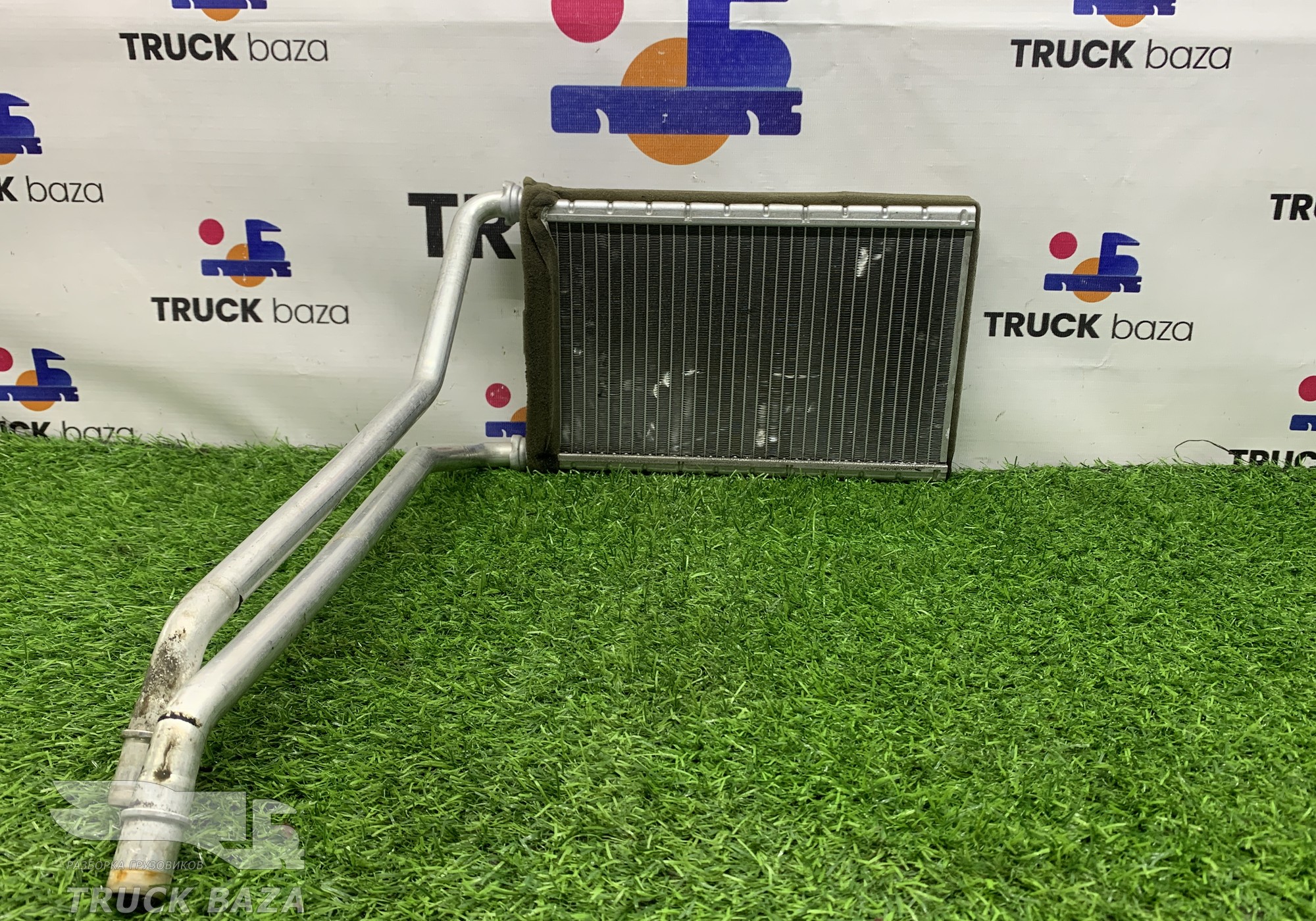 2438388 Радиатор отопителя для Daf XF106 (с 2012)