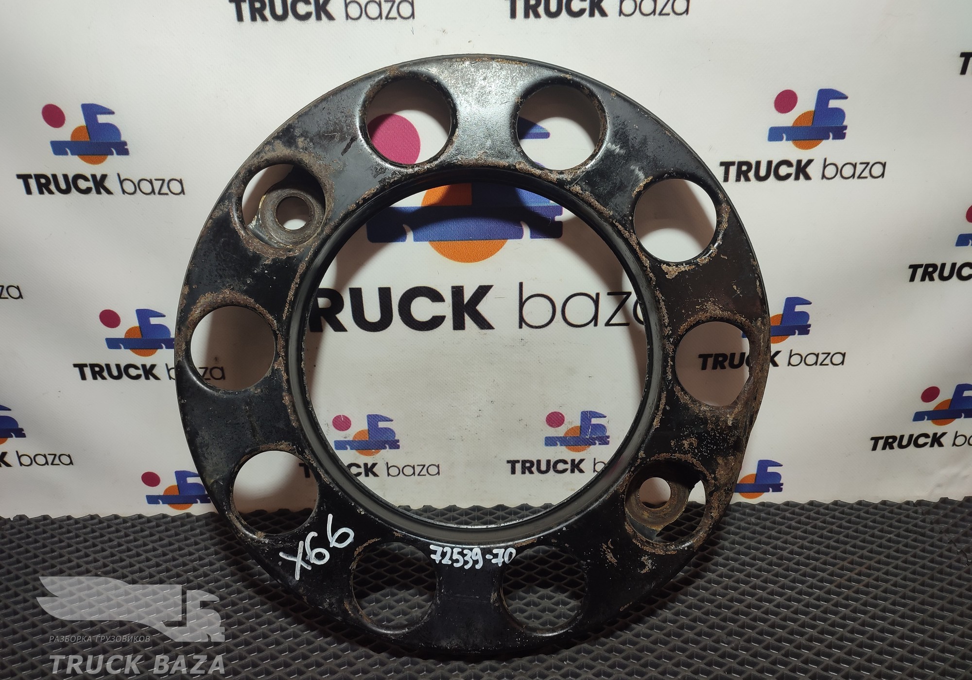 1075226 Колпак декоративный для Scania