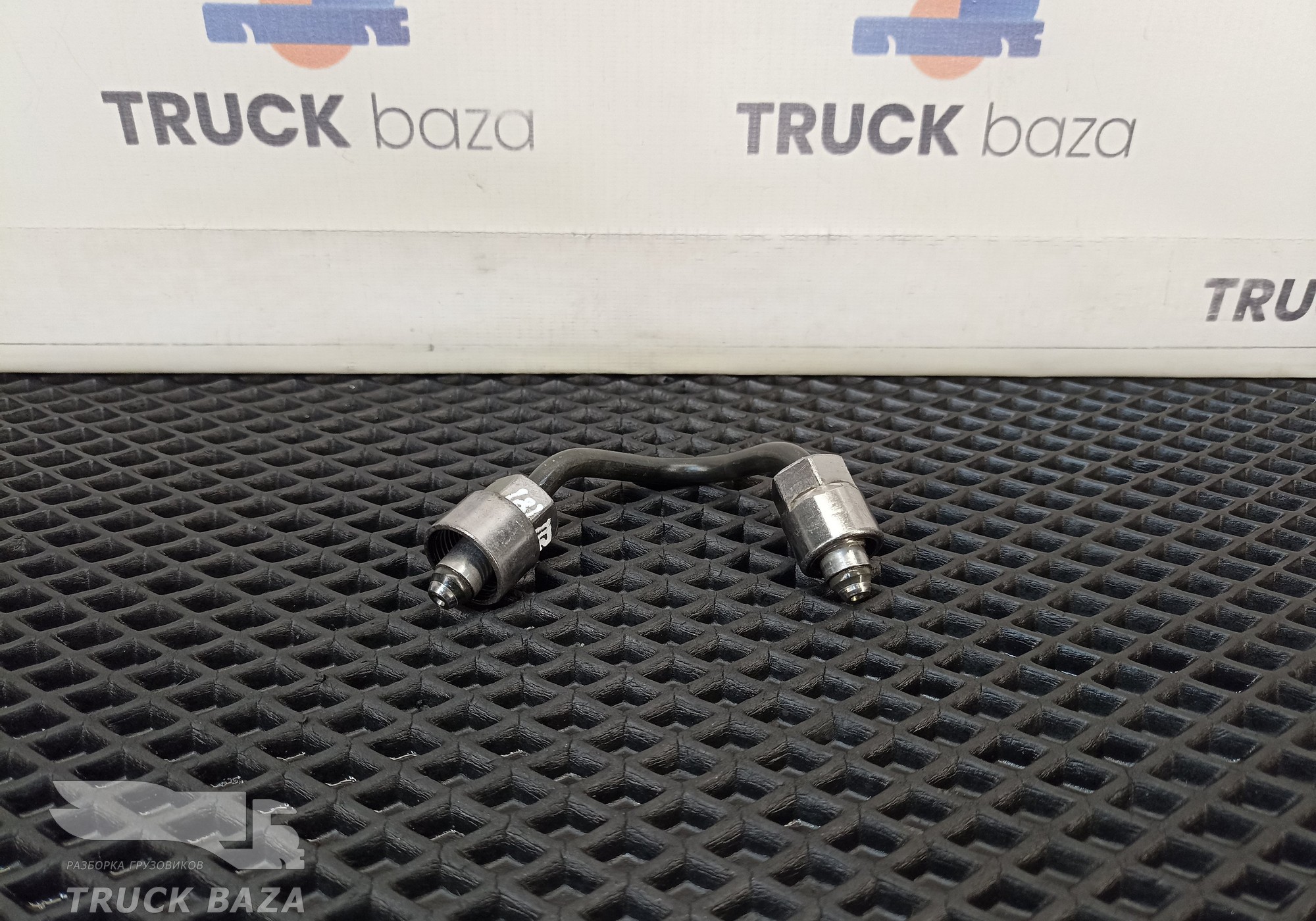 7421883460 Трубка топливная для Volvo FM