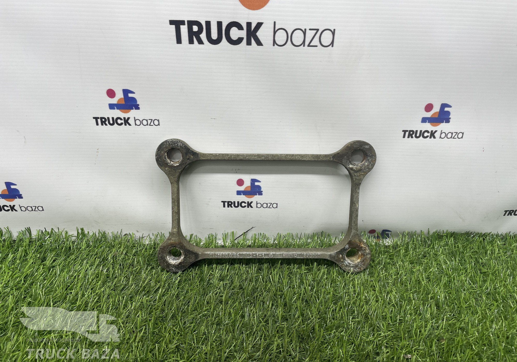 81418200185 Кронштейн топливного бака для Man TGS