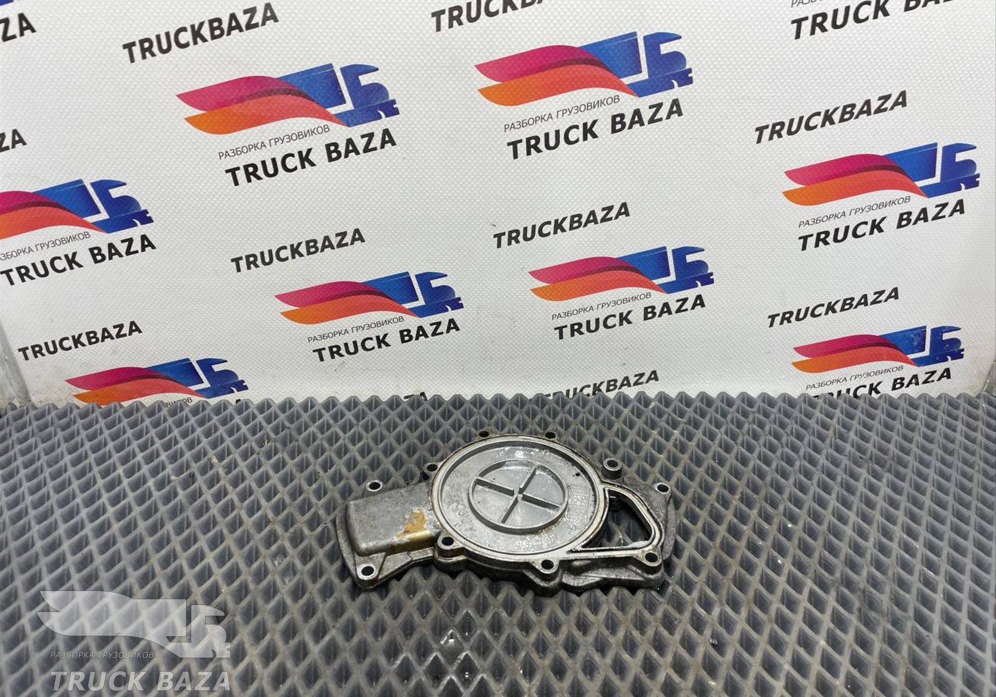 51018047050 крышка маслоотделитель для Man TGX II (с 2012)