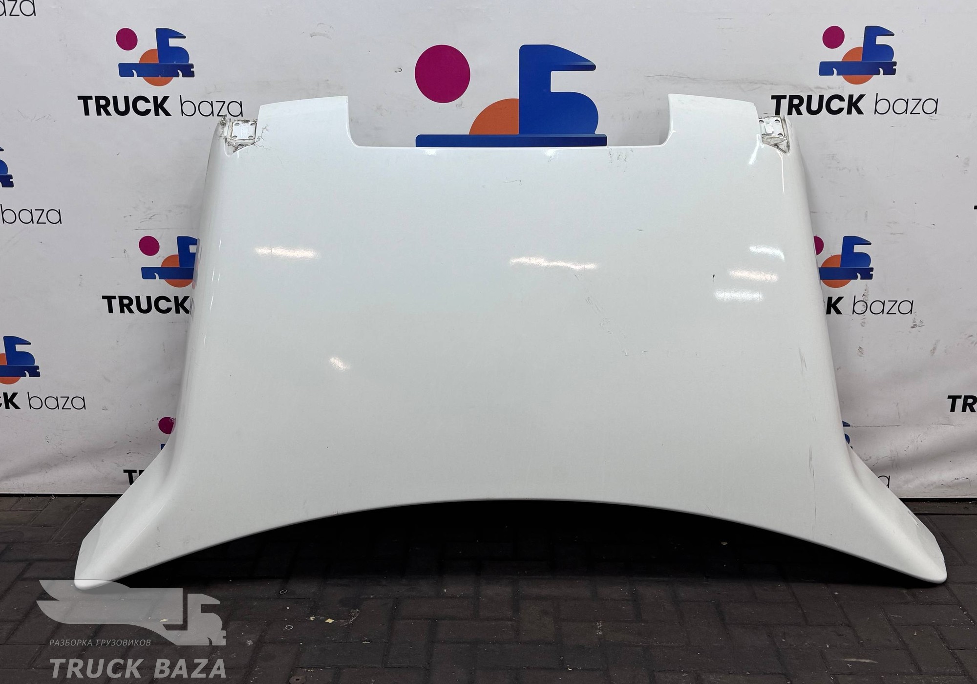 811W629100247 Спойлер кабины верхний для Sinotruk Sitrak C7H