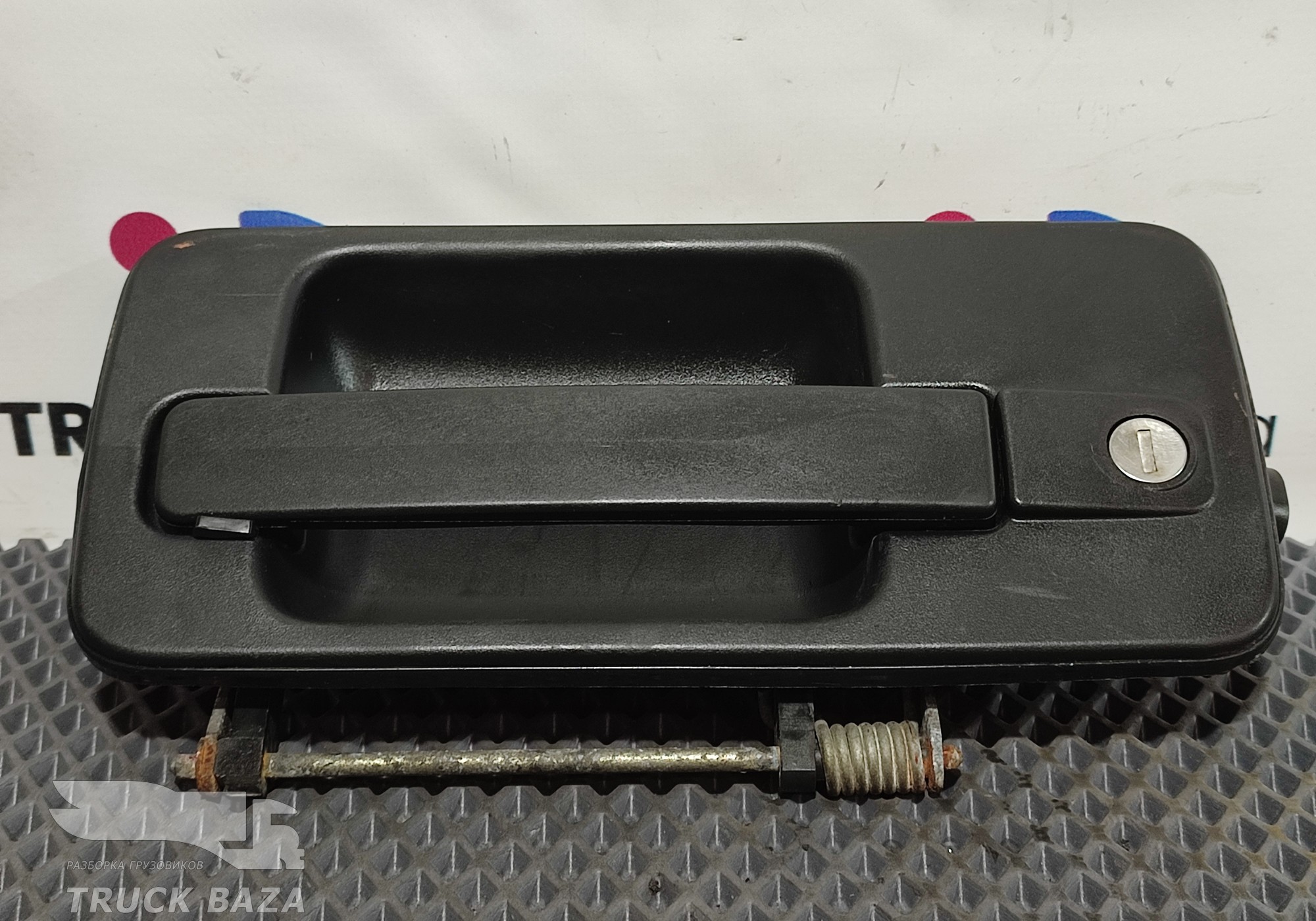 9417600459 Ручка двери наружная левая