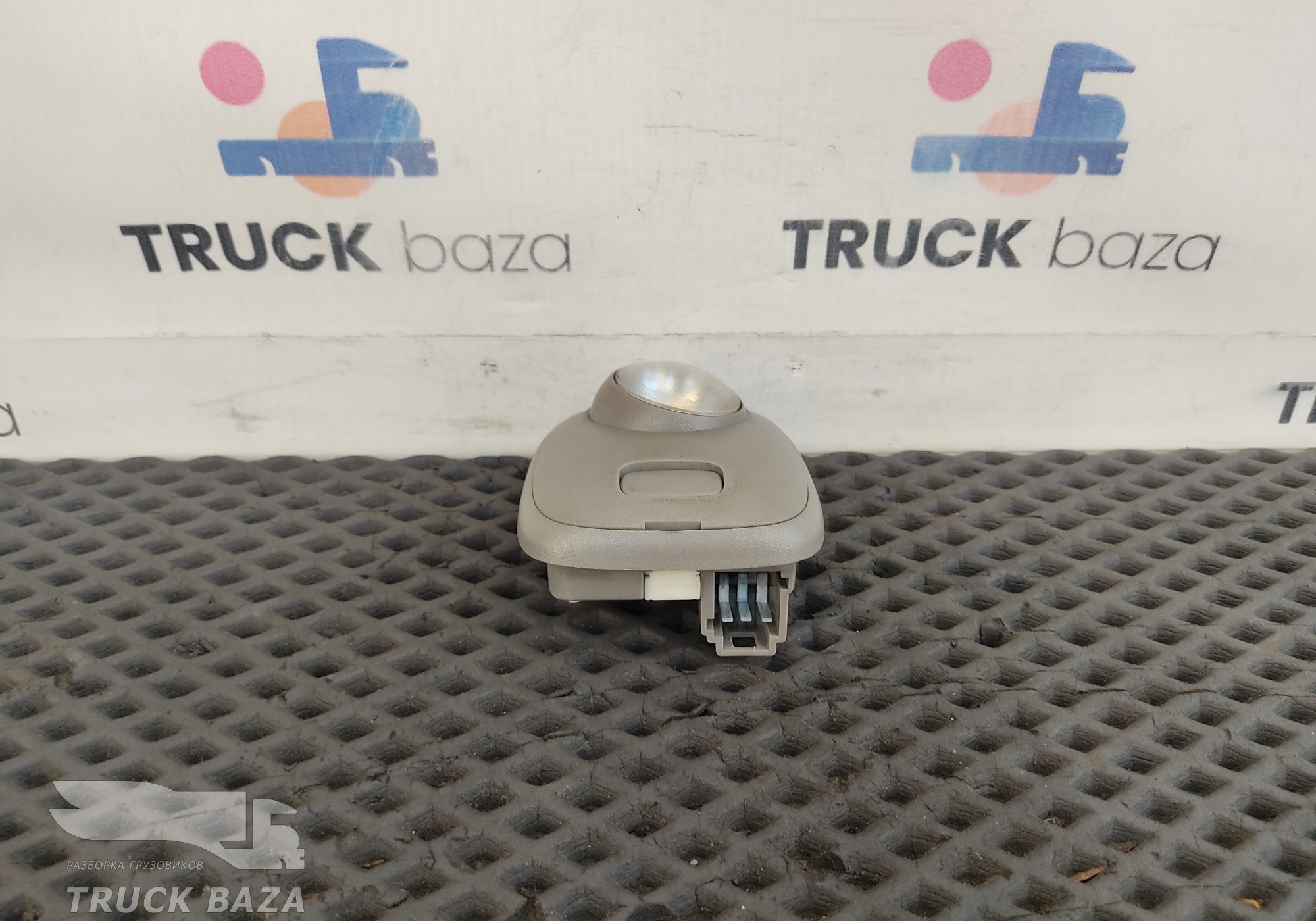 1782935 Плафон салонный для Daf XF105 (с 2005)