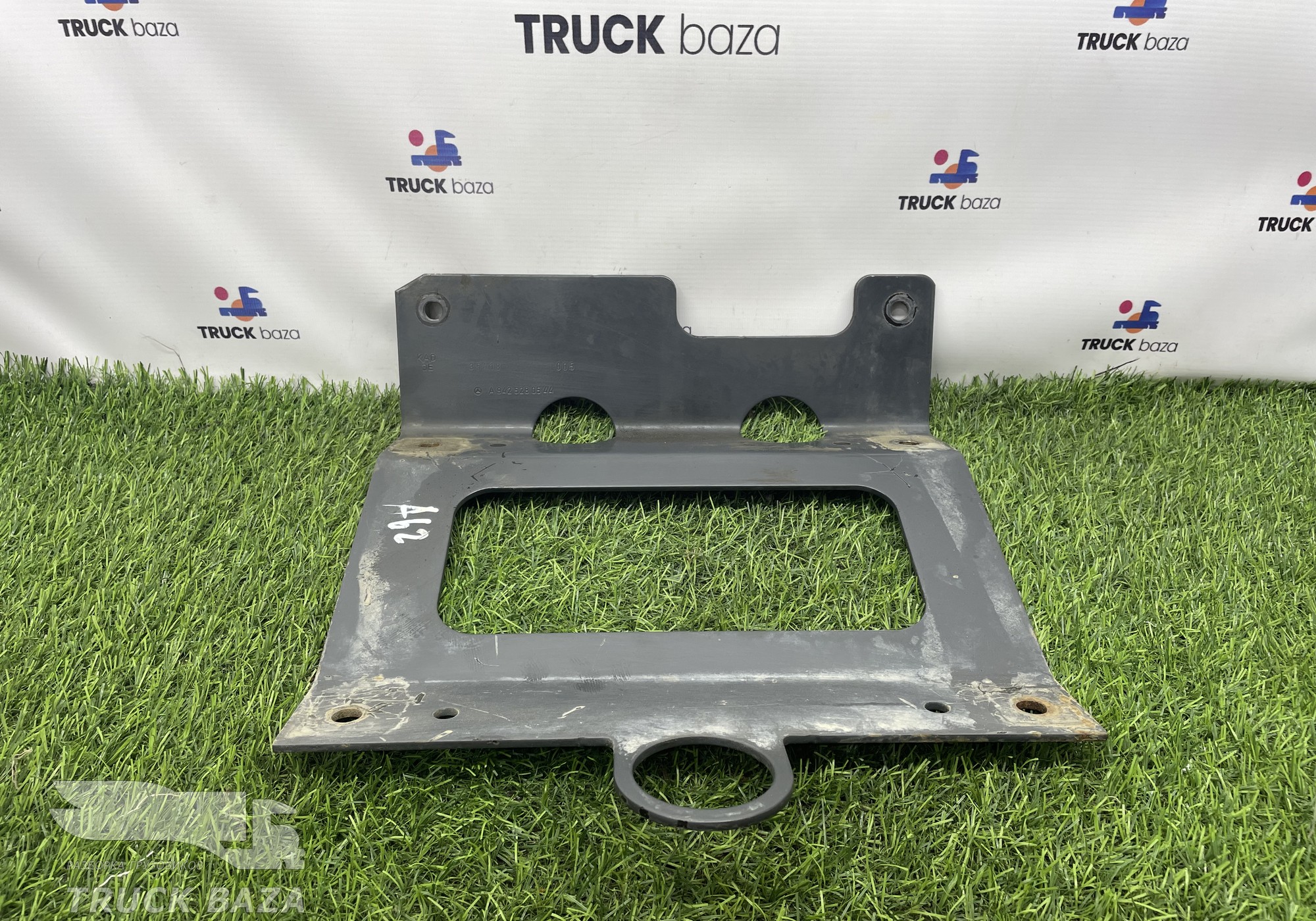 A9425280544 Кронштейн воздушного фильтра