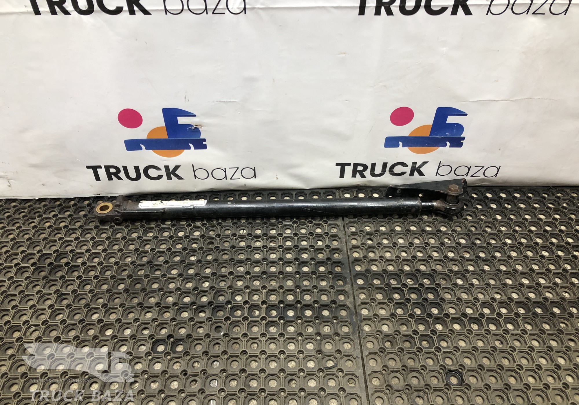 81417236124 Цилиндр подъема кабины для Man TGX