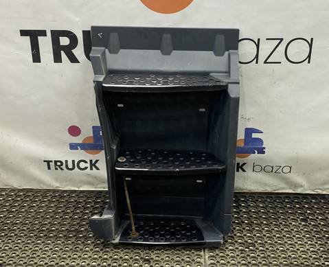 81615100226 Подножка правая для Man F2000 I (с 1994 по 1998)