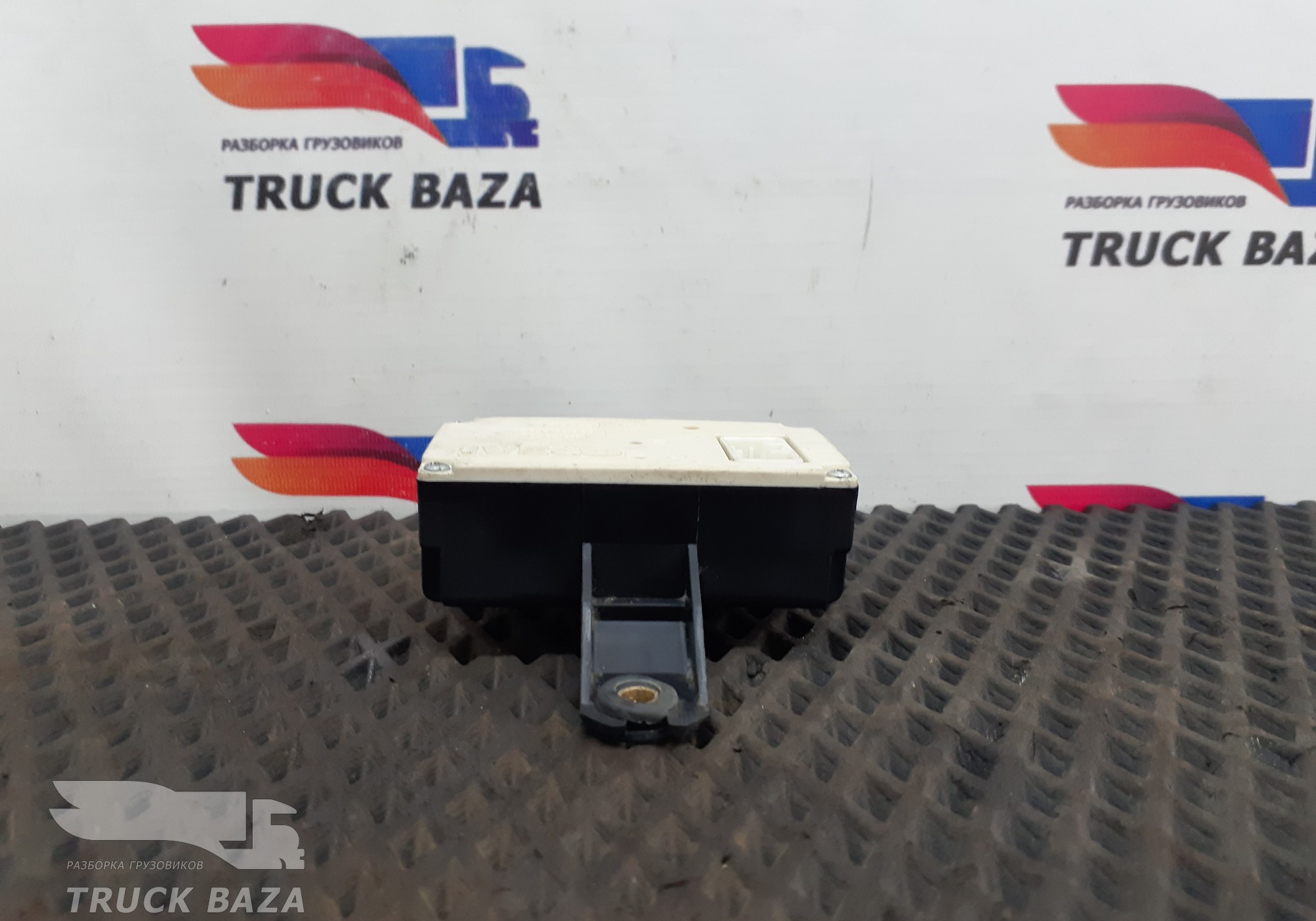 504111498 Блок управления центральным замком для Iveco