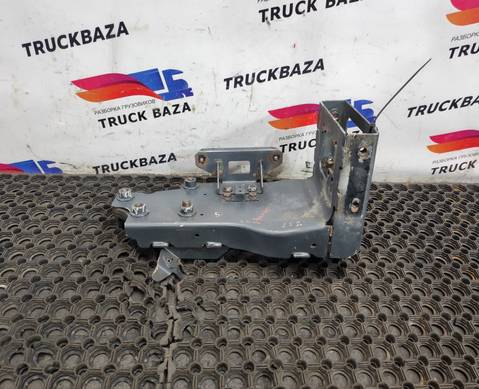 9606601230 Кронштейн подножки правый для Mercedes-Benz Actros New Actros MP4 (с 2011)