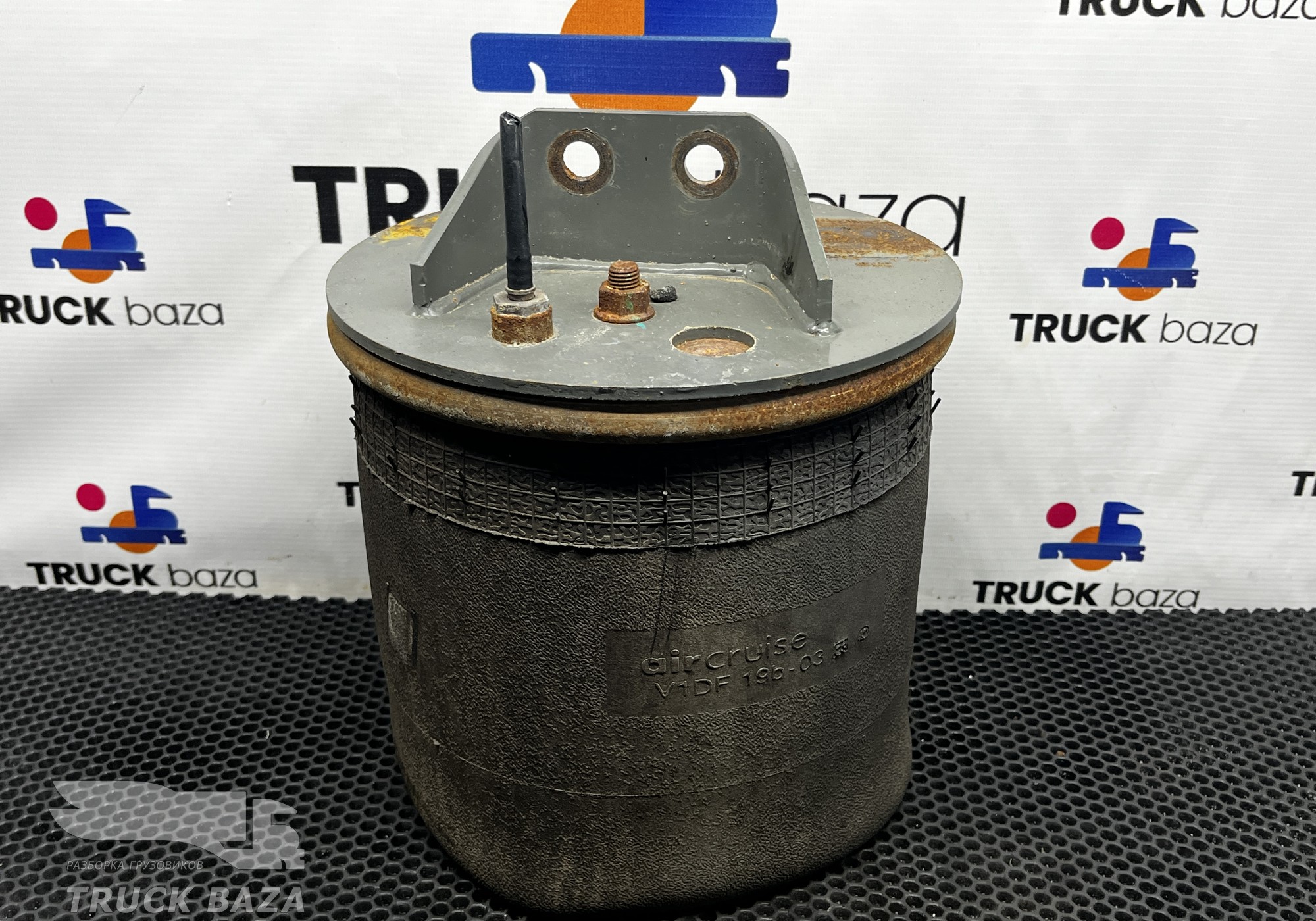 WG9925528010 Подушка пневмоподвески задняя для Sinotruk Sitrak C7H