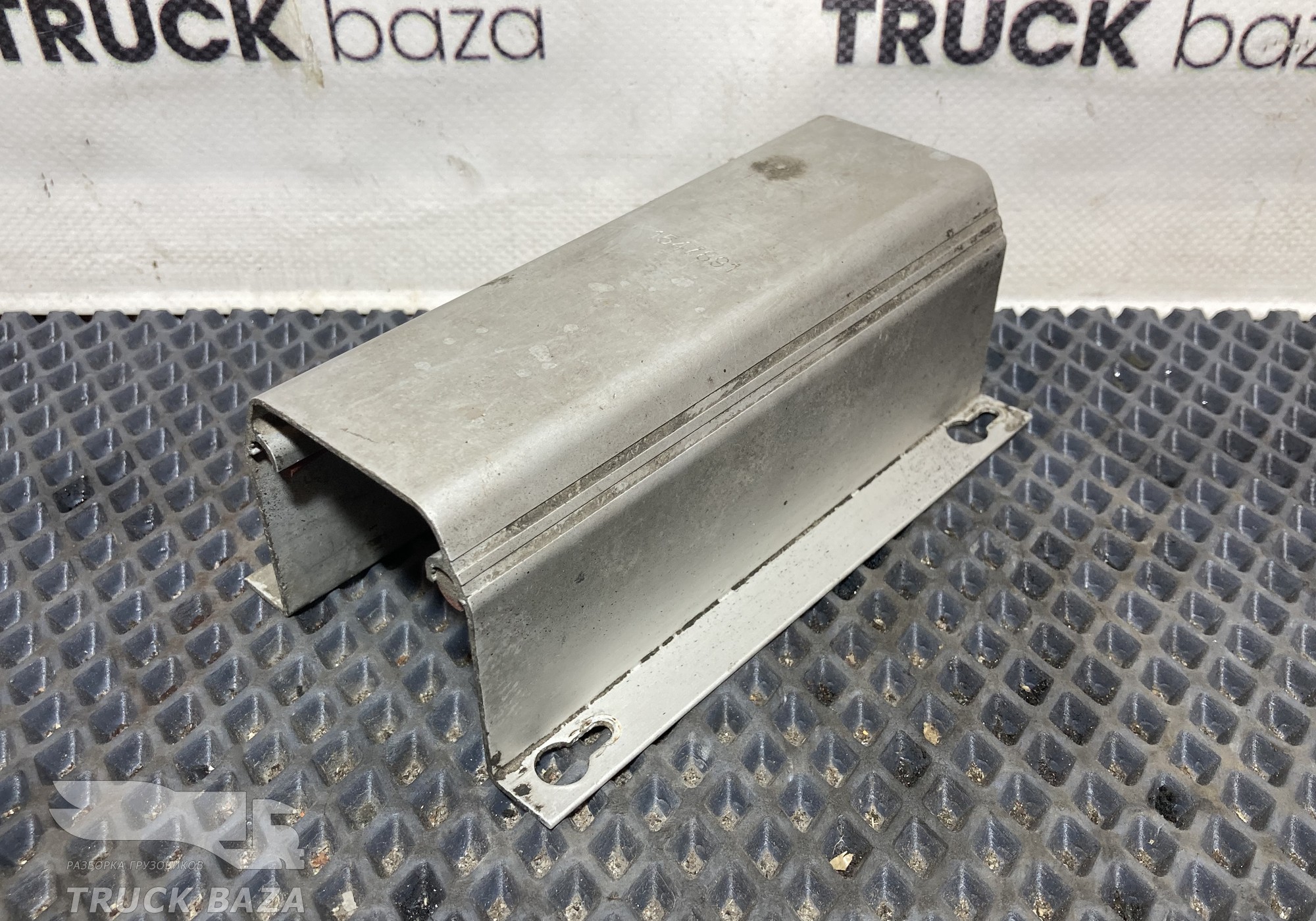 1547891 Крышка разъемов ЭБУ