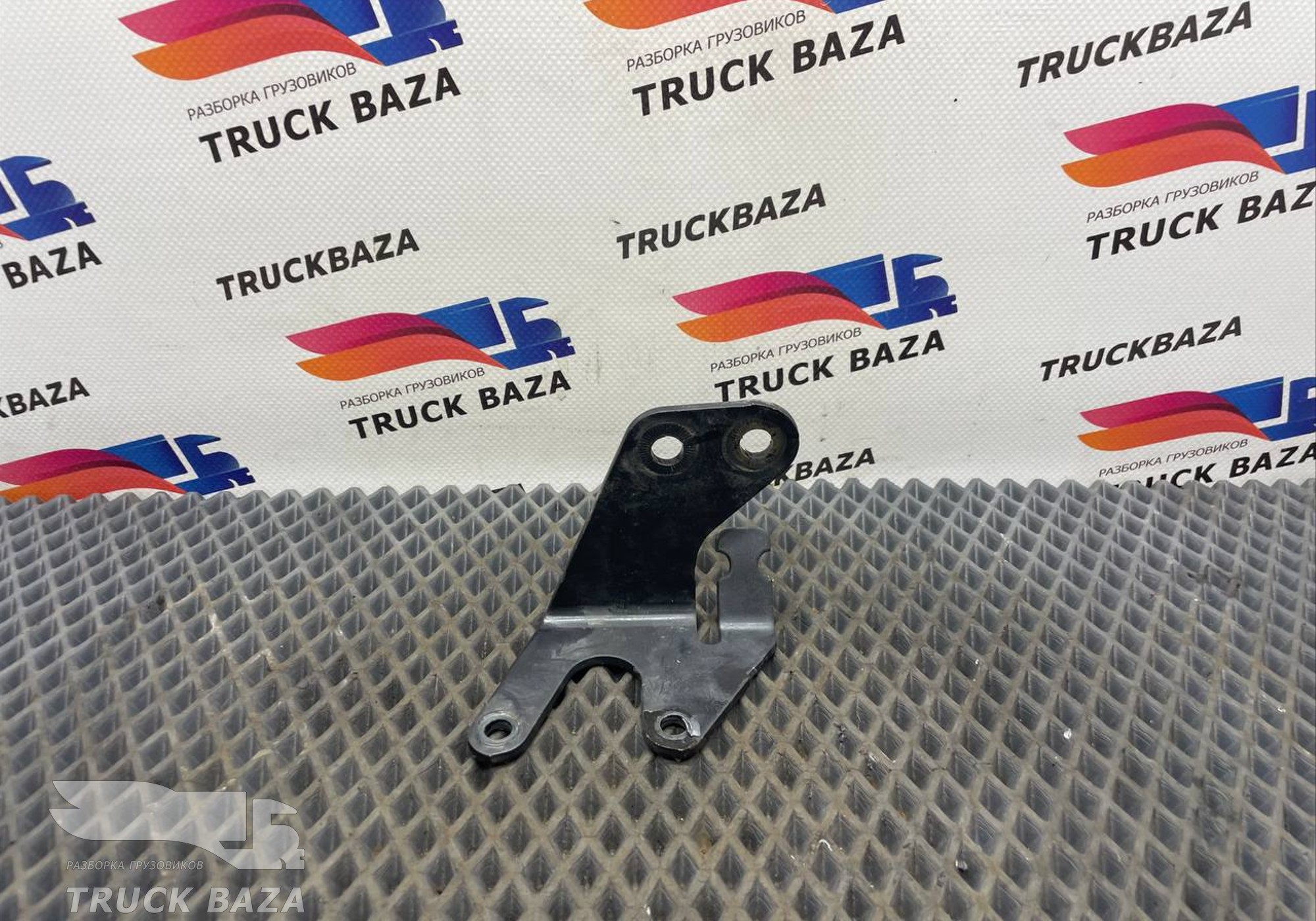 81517150409 Кронштейн клапана ограничения давления для Man TGX TG3 (с 2020)