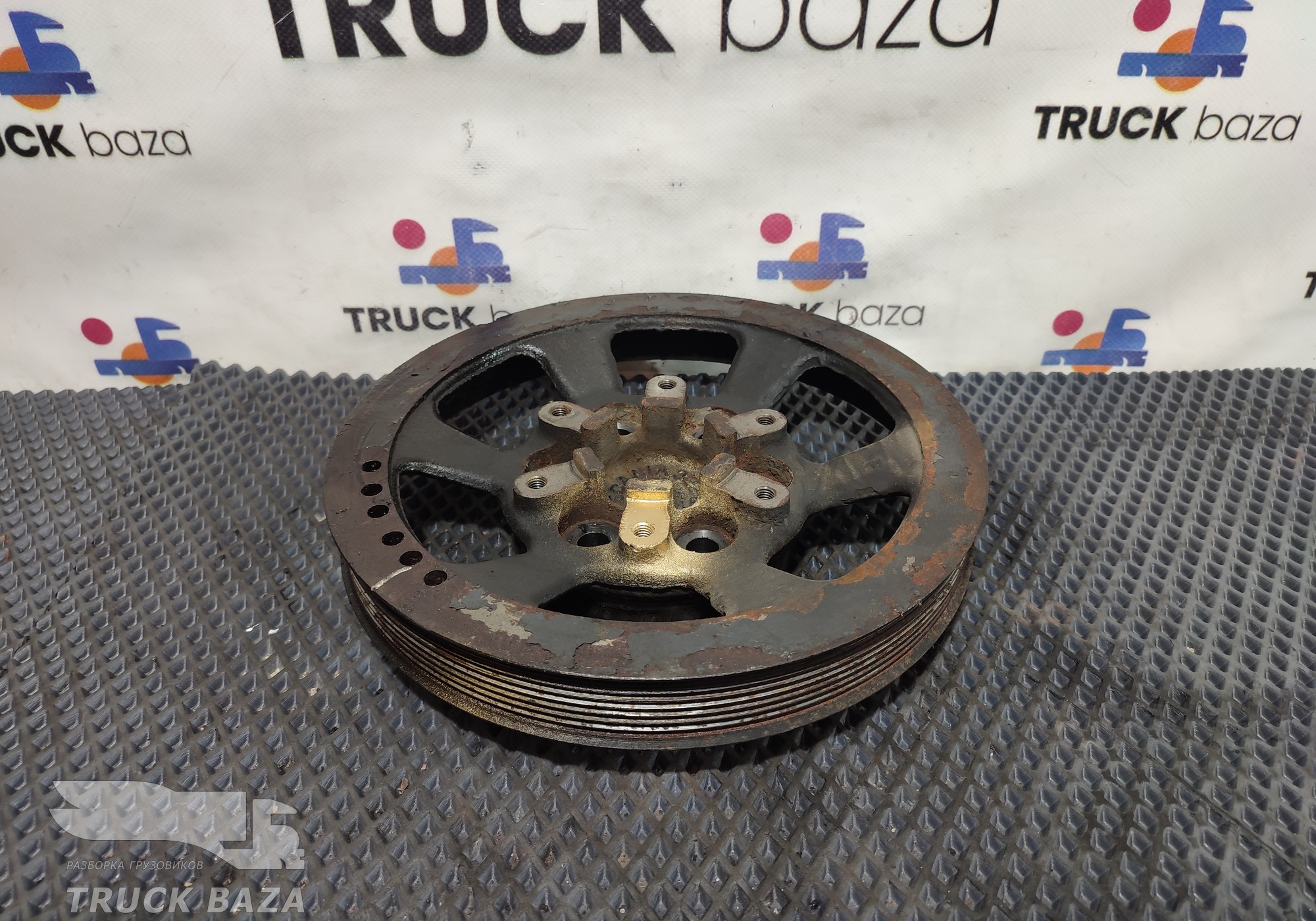 1411716 Шкив коленвала