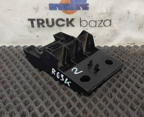 82270272 Кронштейн жабо для Renault T (с 2013)