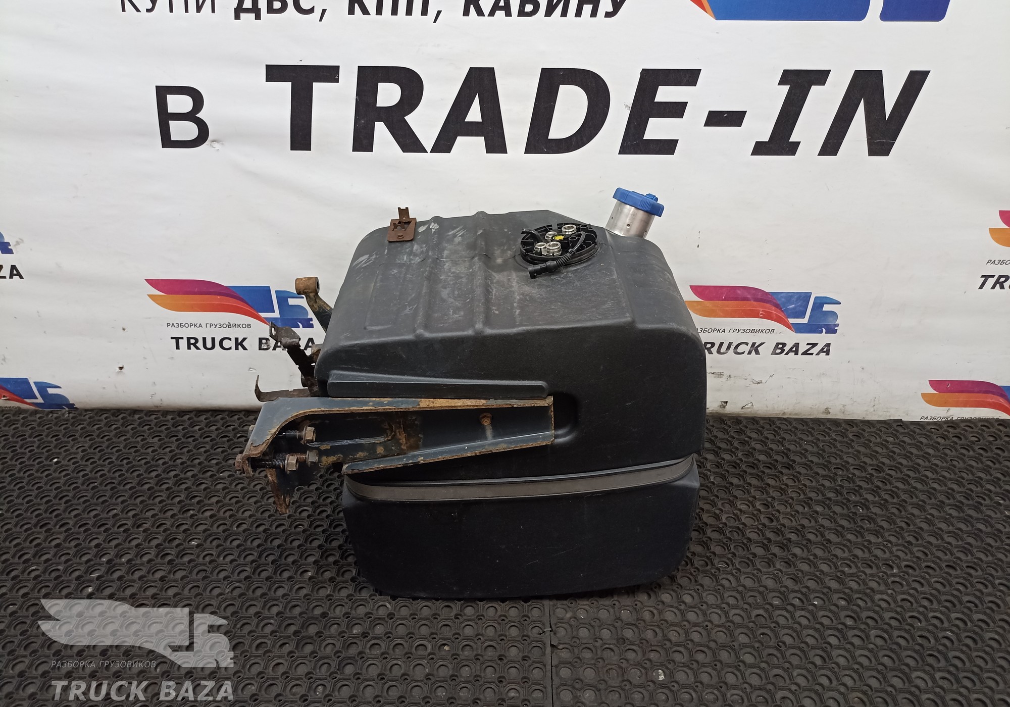 42568926 Бак AdBlue 100L для Iveco Stralis