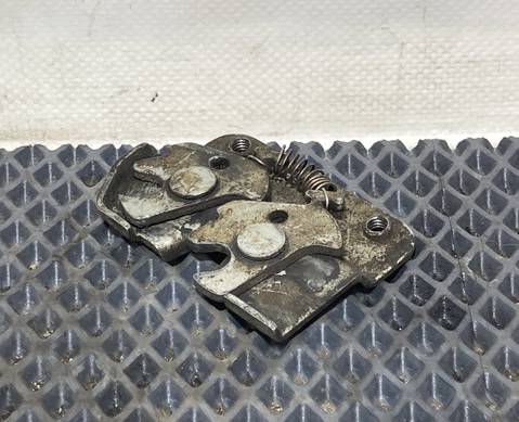 1346452 Замок инструментального ящика правый для Daf XF95