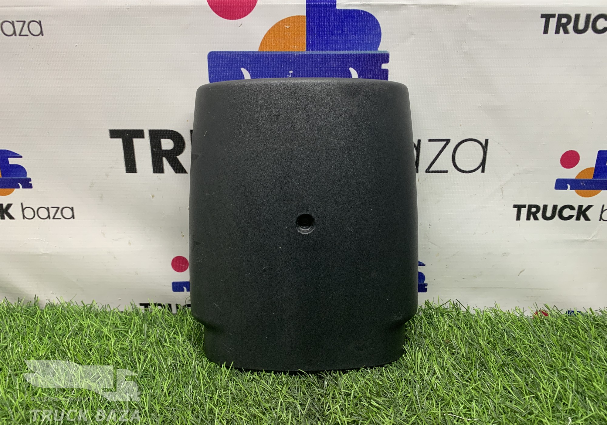 1864706 Кожух рулевой колонки верхний