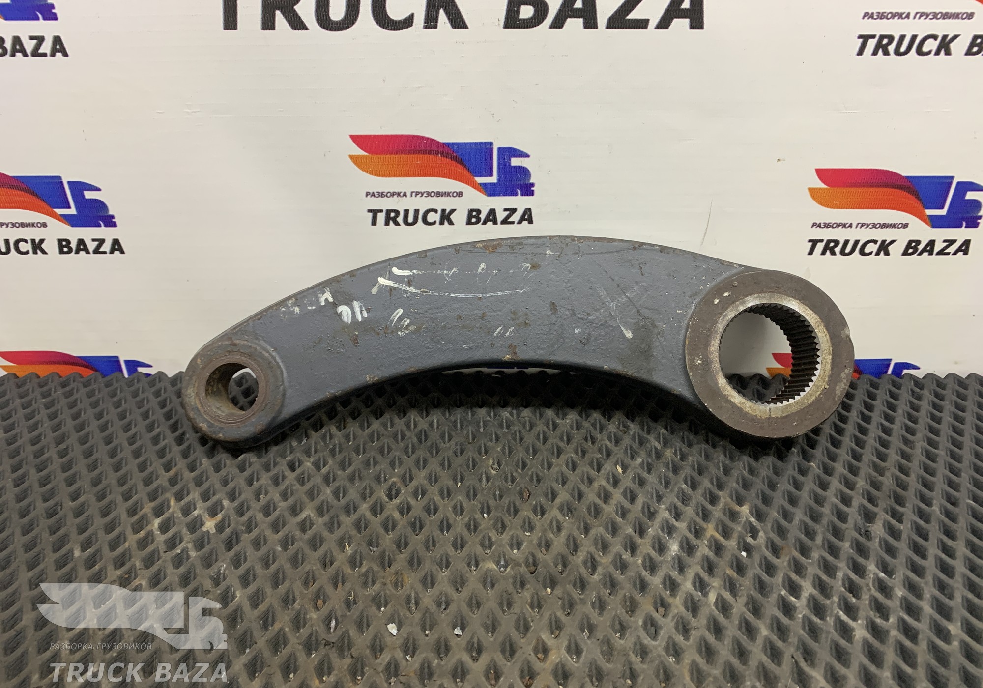 41011024 Сошка ГУРа для Iveco