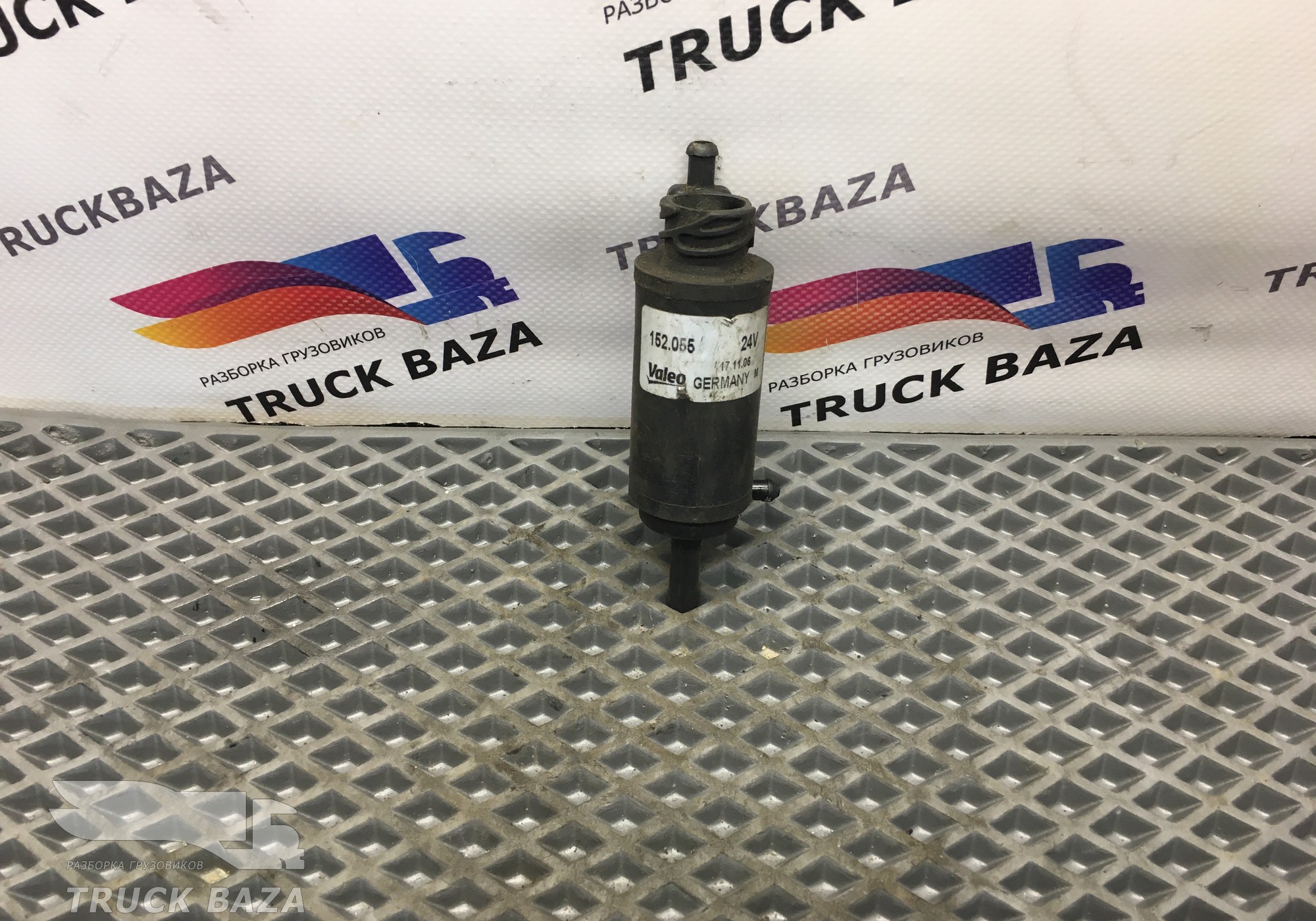 81264856033 Насос стеклоомывателя для Mercedes-Benz Axor