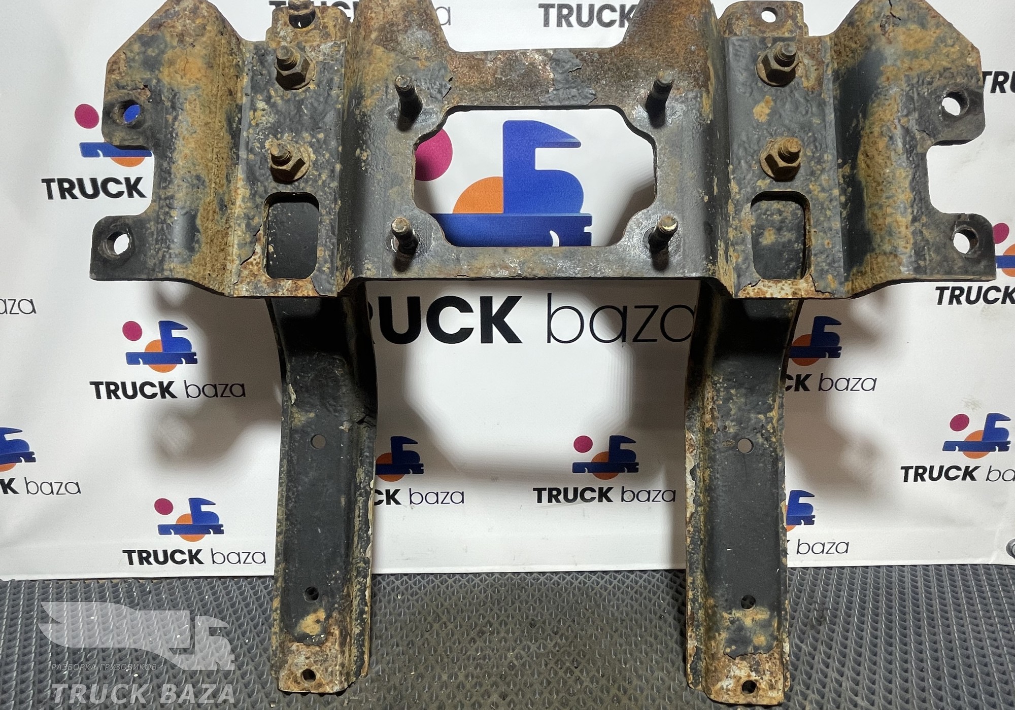 5460351308310 Кронштейн ресивера для КАМАЗ 5490 (с 2013)