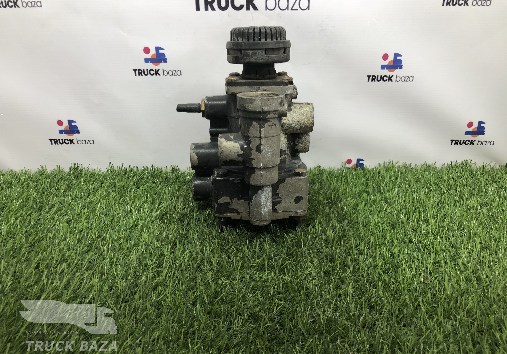 9730090060 Кран управления тормозами прицепа