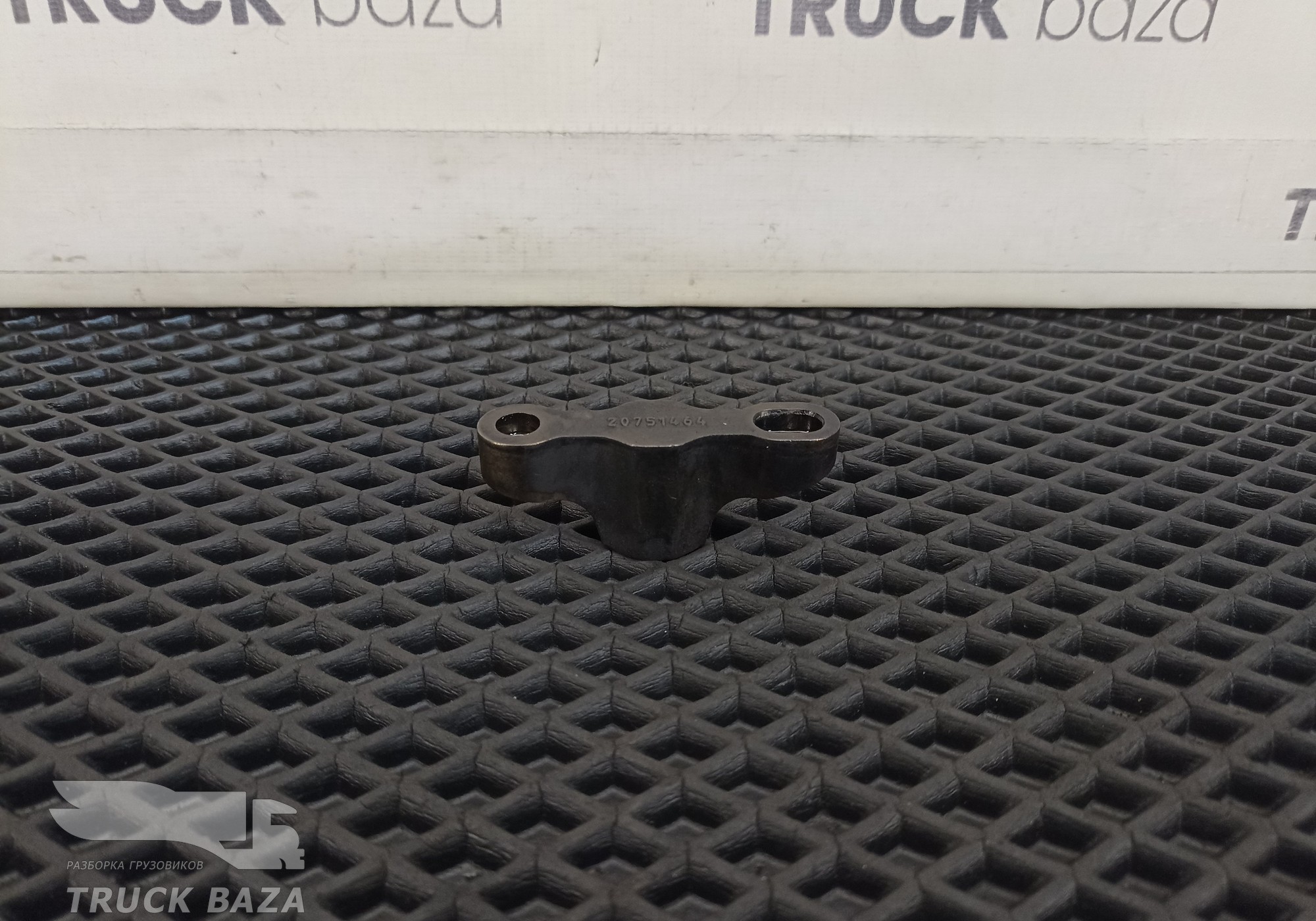 7420751464 Коромысло для Renault