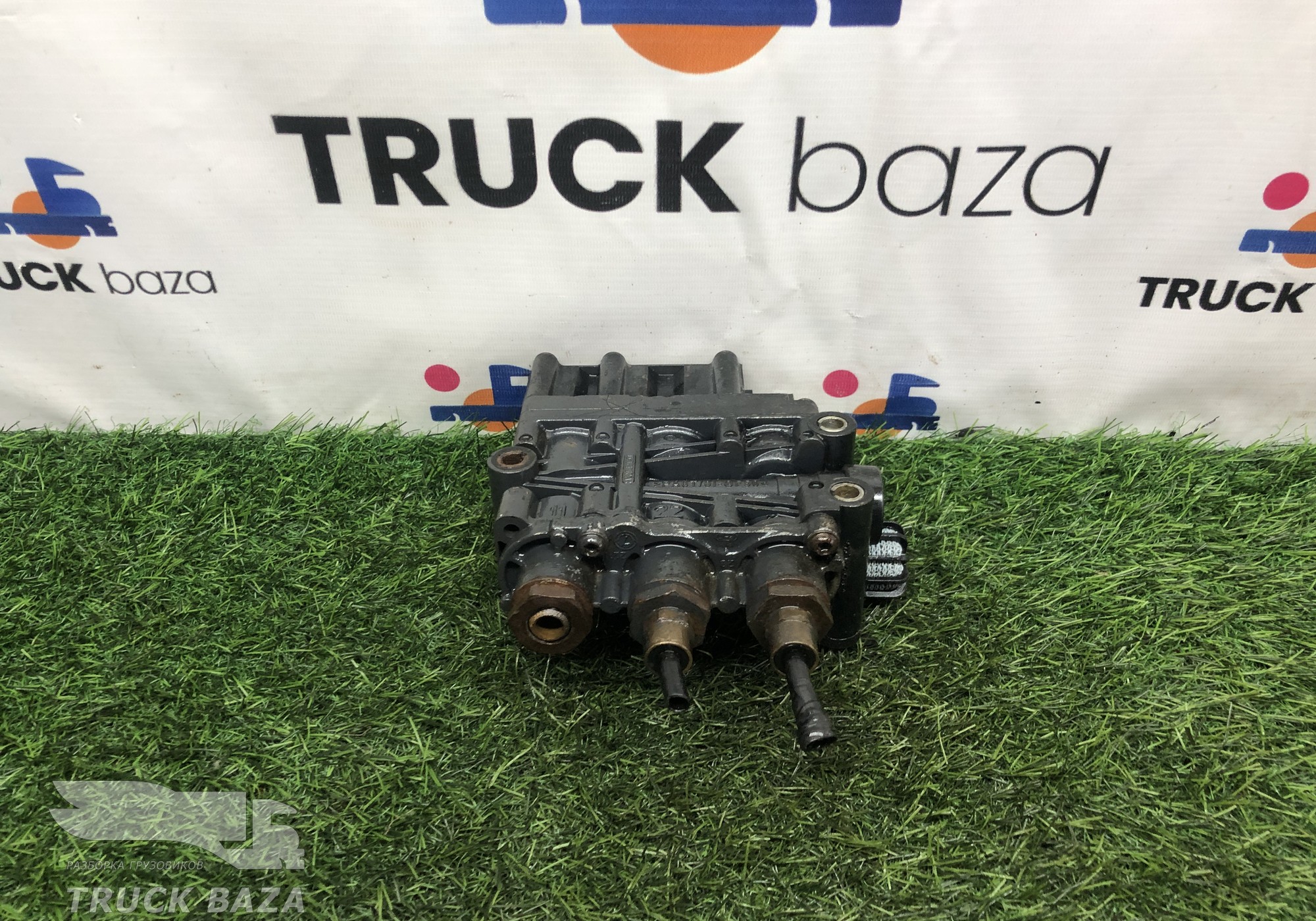 4728900410 Кран уровня пола главный для КАМАЗ 54901