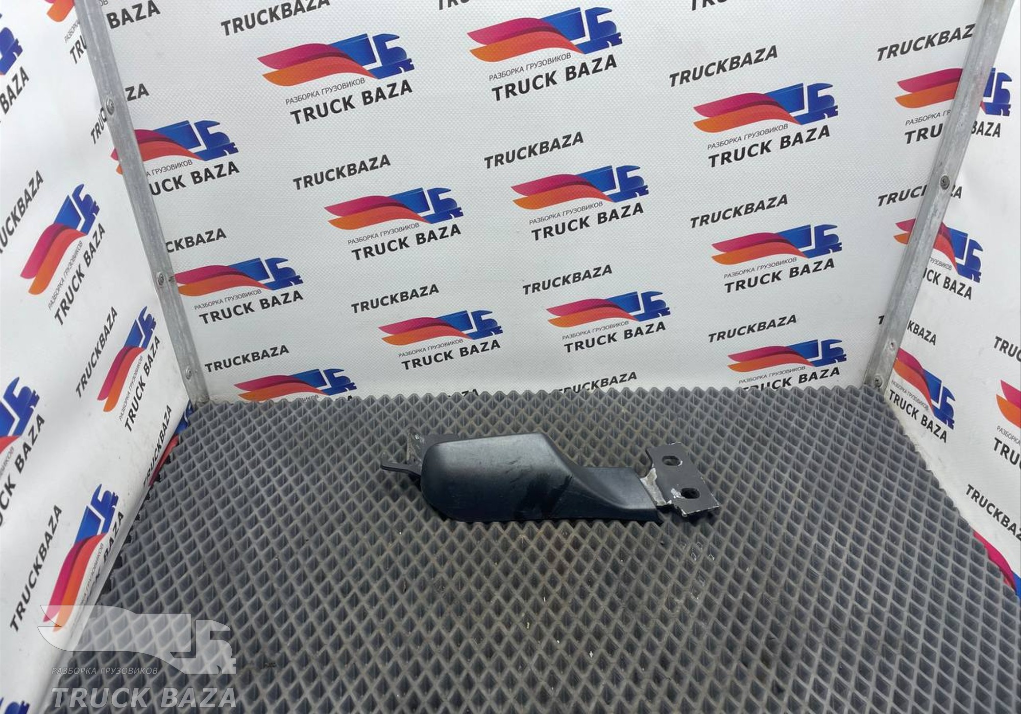 1451527 Петля капота левая для Scania 5-series R (с 2004 по 2016)