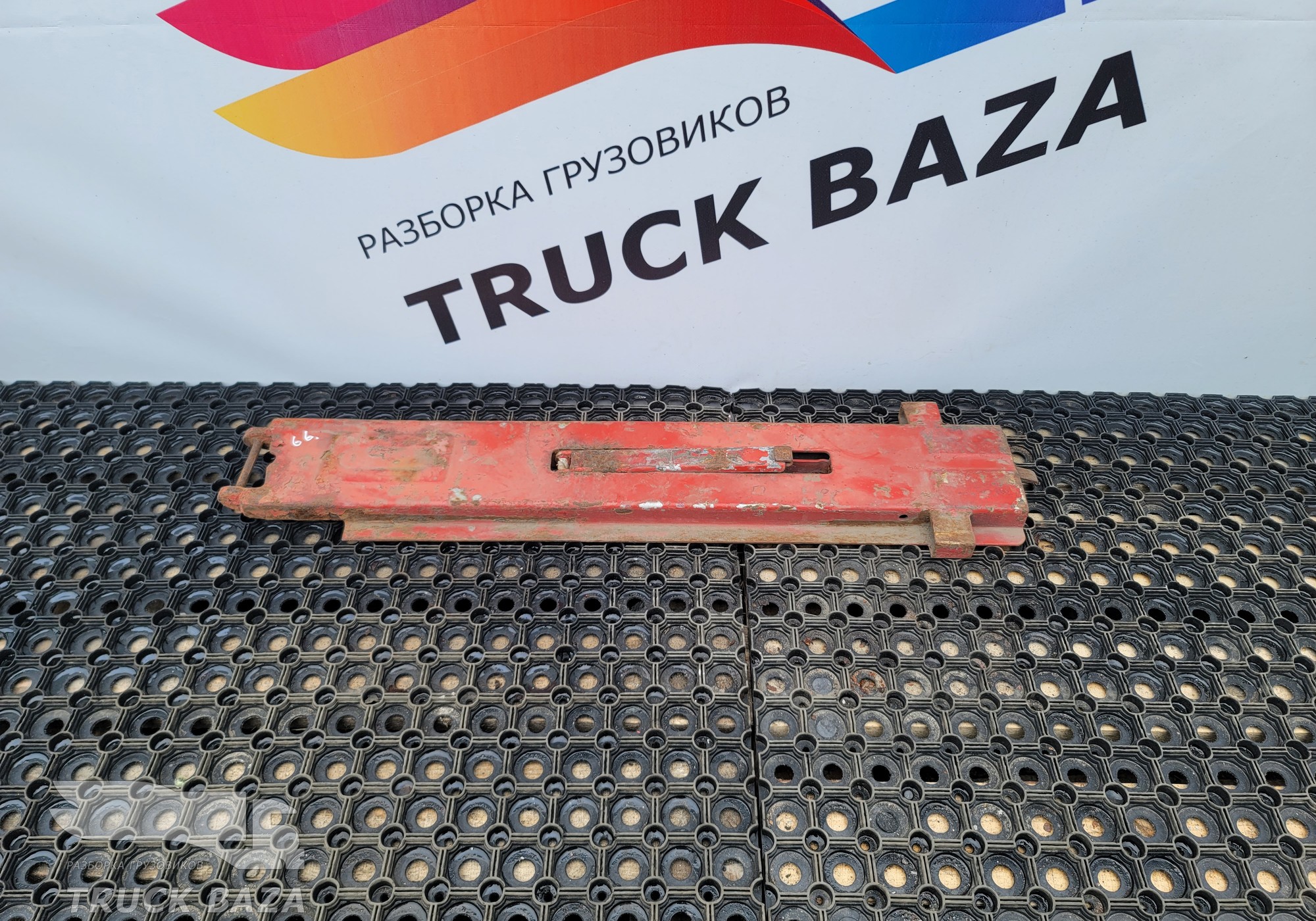 438701 Стойка межбортовая боковая для Полуприцепы Koegel