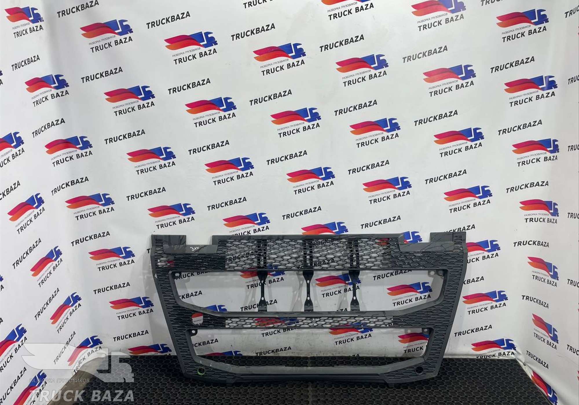 82491908 Решетка радиатора для Volvo FH 4 (с 2012)