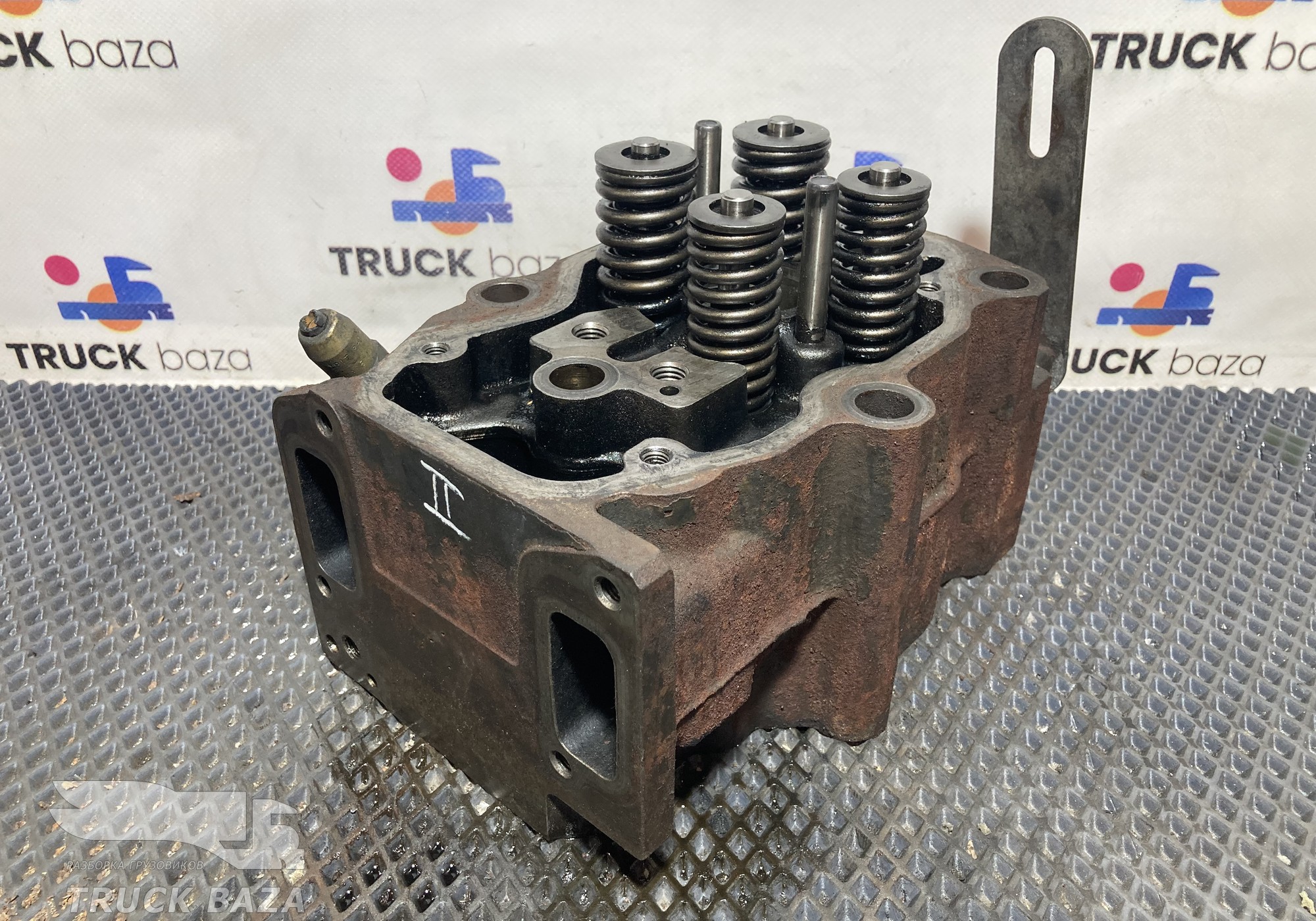 2062684 Головка блока цилиндров