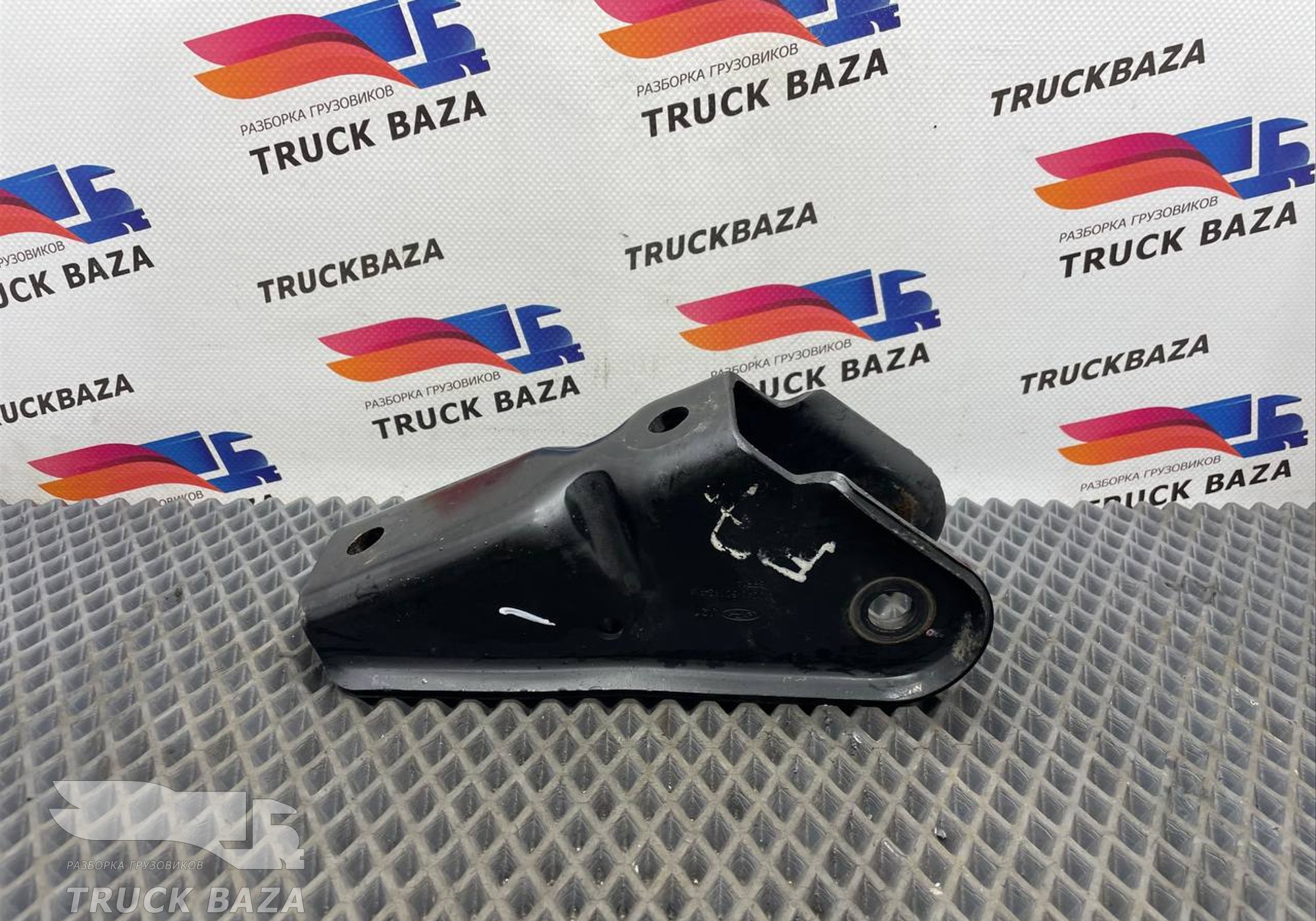 JC465C082AA Кронштейн пневморессоры кабины для Ford F-MAX (с 2018)