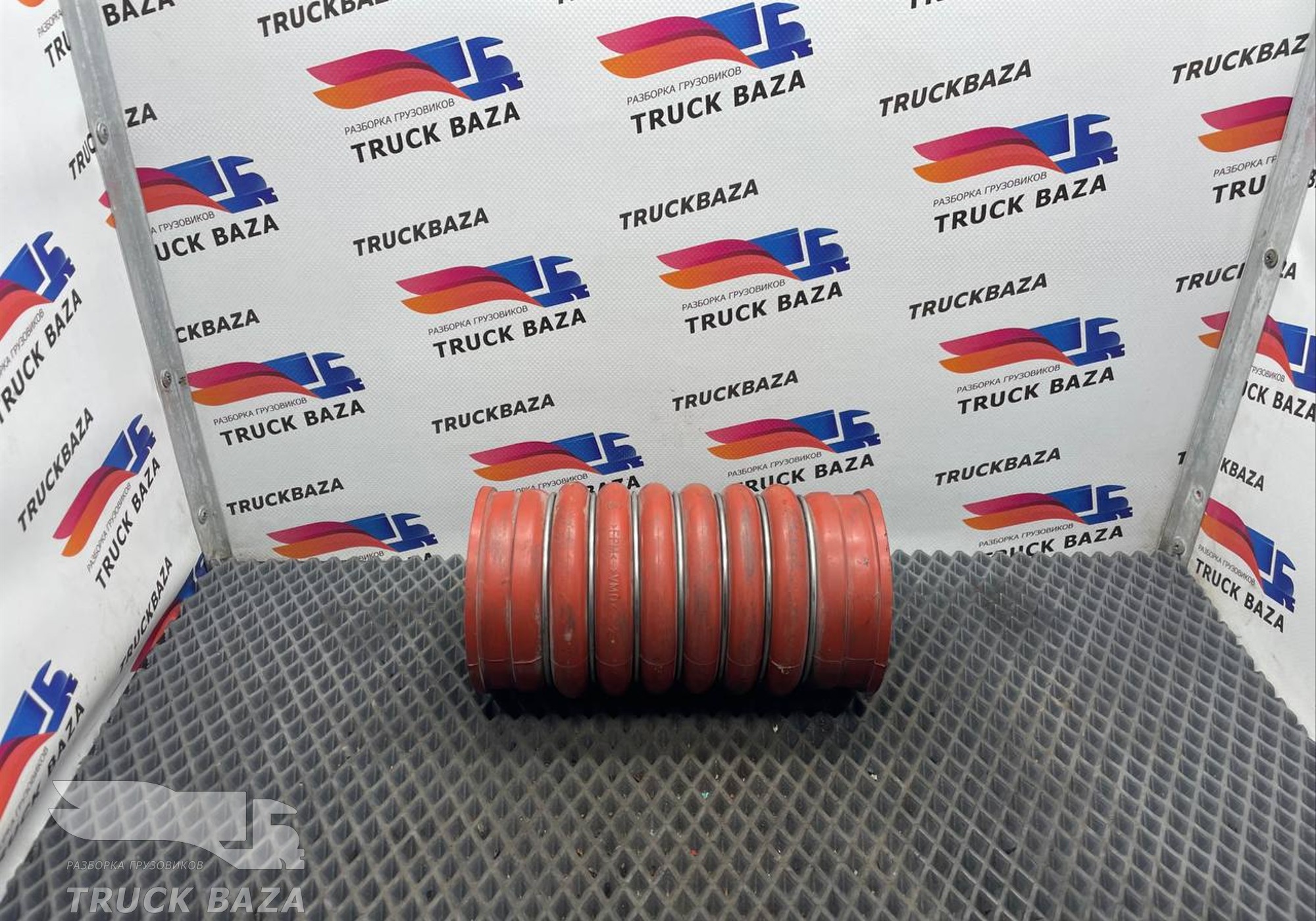 1813209 Патрубок интеркулера для Daf XF106 (с 2013 по 2023)