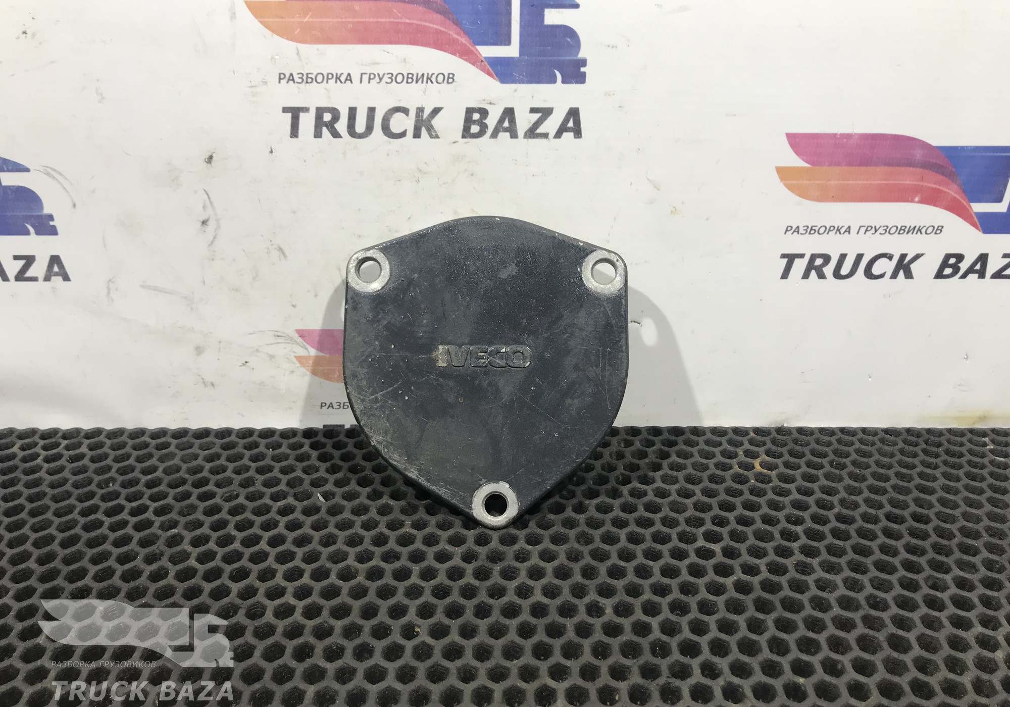 504068516 Крышка двигателя для Iveco Stralis I (с 2002)
