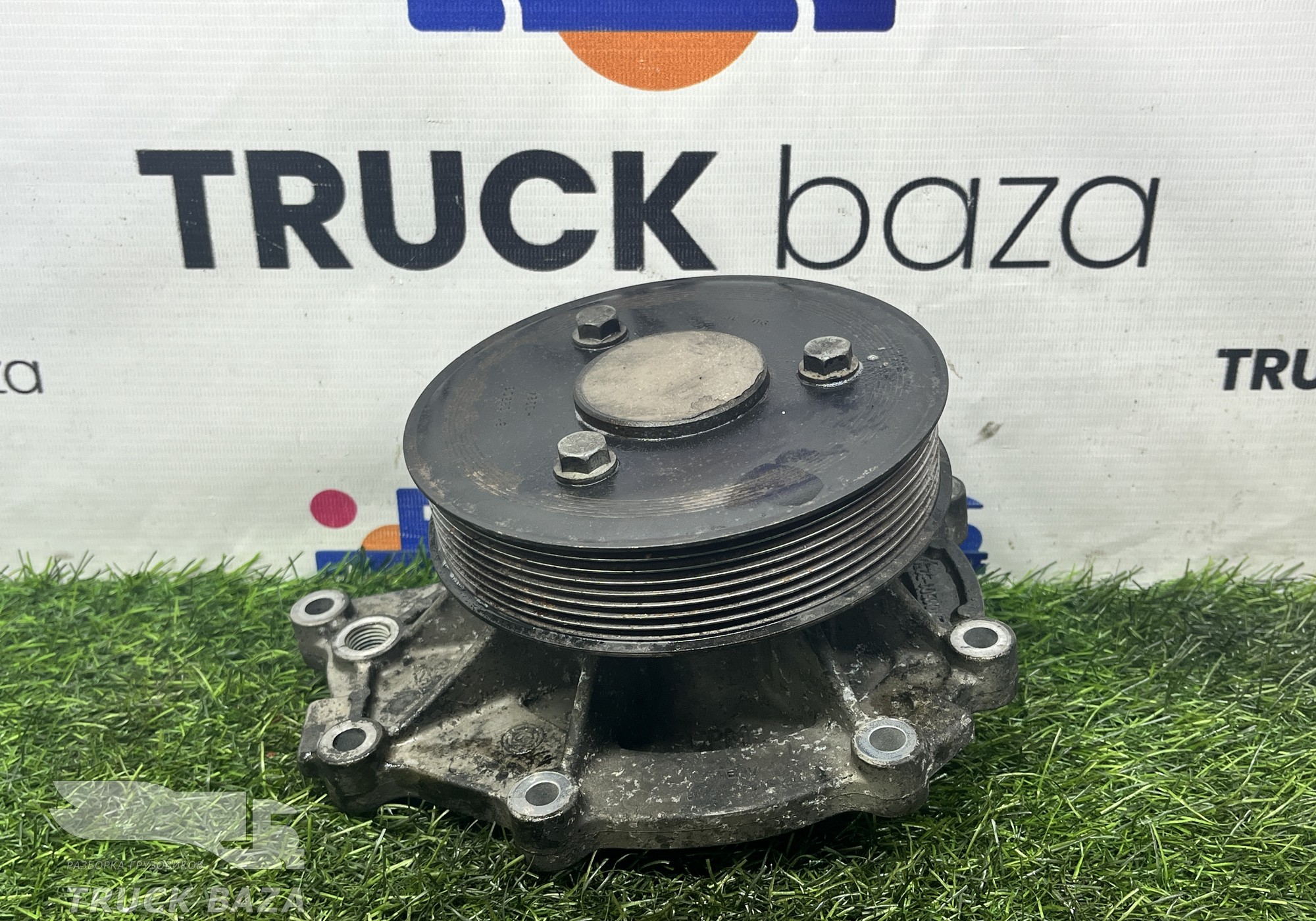 51065013250 Насос водяной