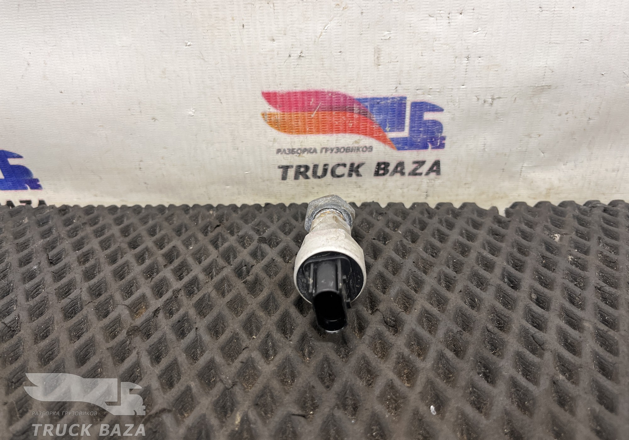 4410442040 Датчик давления для КАМАЗ