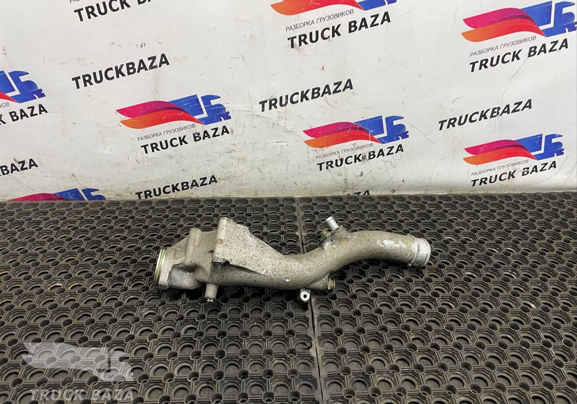 51063023746 Патрубок системы охлаждения для Man TGX TG3 (с 2020)