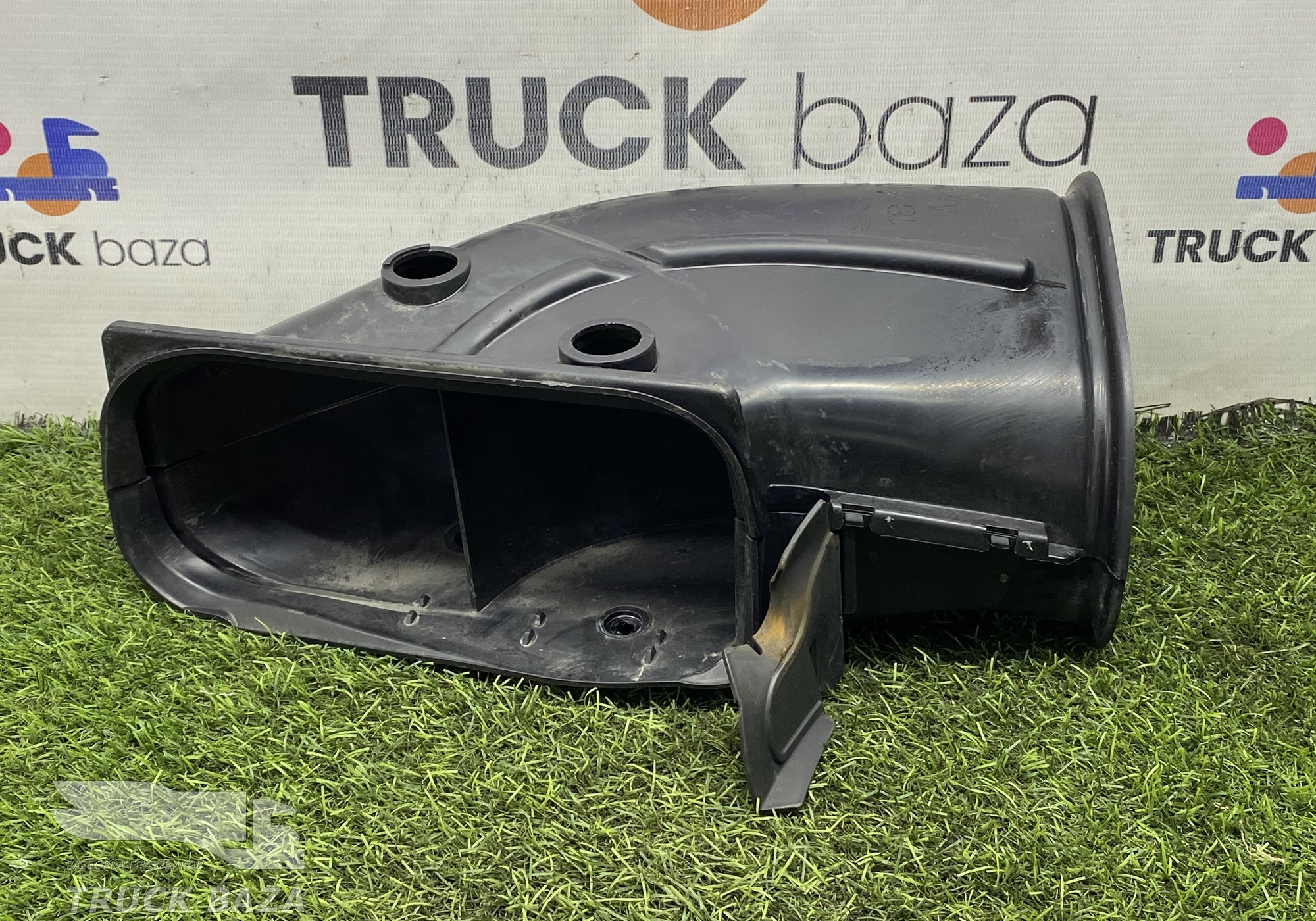 1871058 Патрубок воздушного фильтра