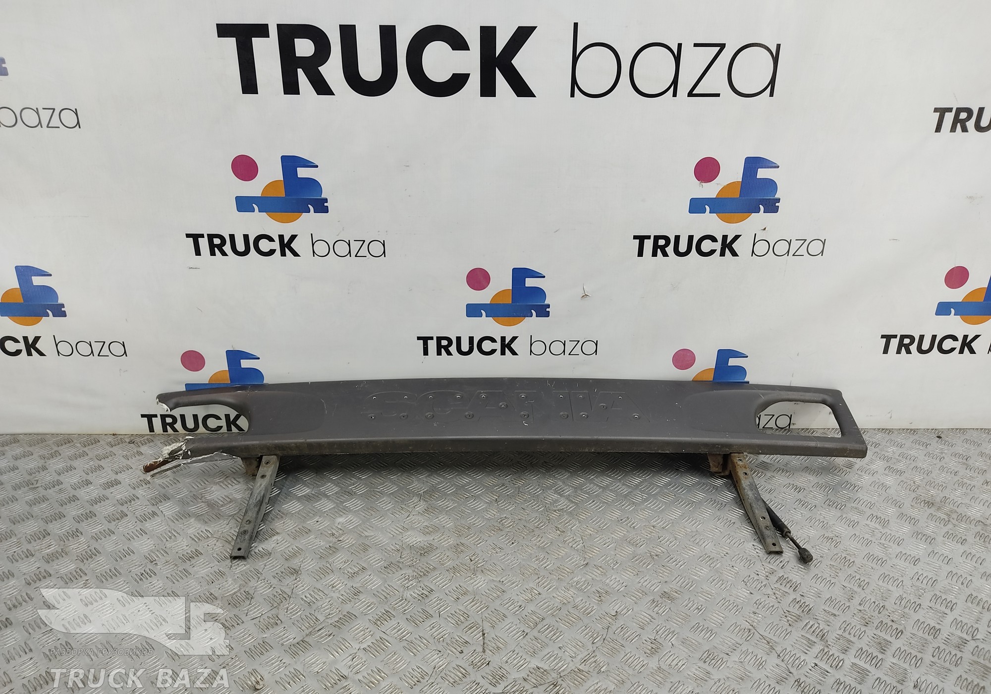 1383620 Панель капота верхняя передняя