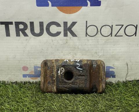 651152902412 Проставка стремянки рессоры для КАМАЗ 5490 (с 2013)