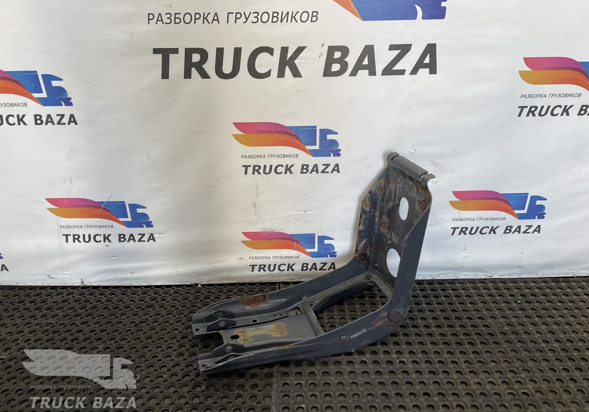 2119155 Кронштейн бака ADblue для Scania 5-series G (с 2004 по 2016)