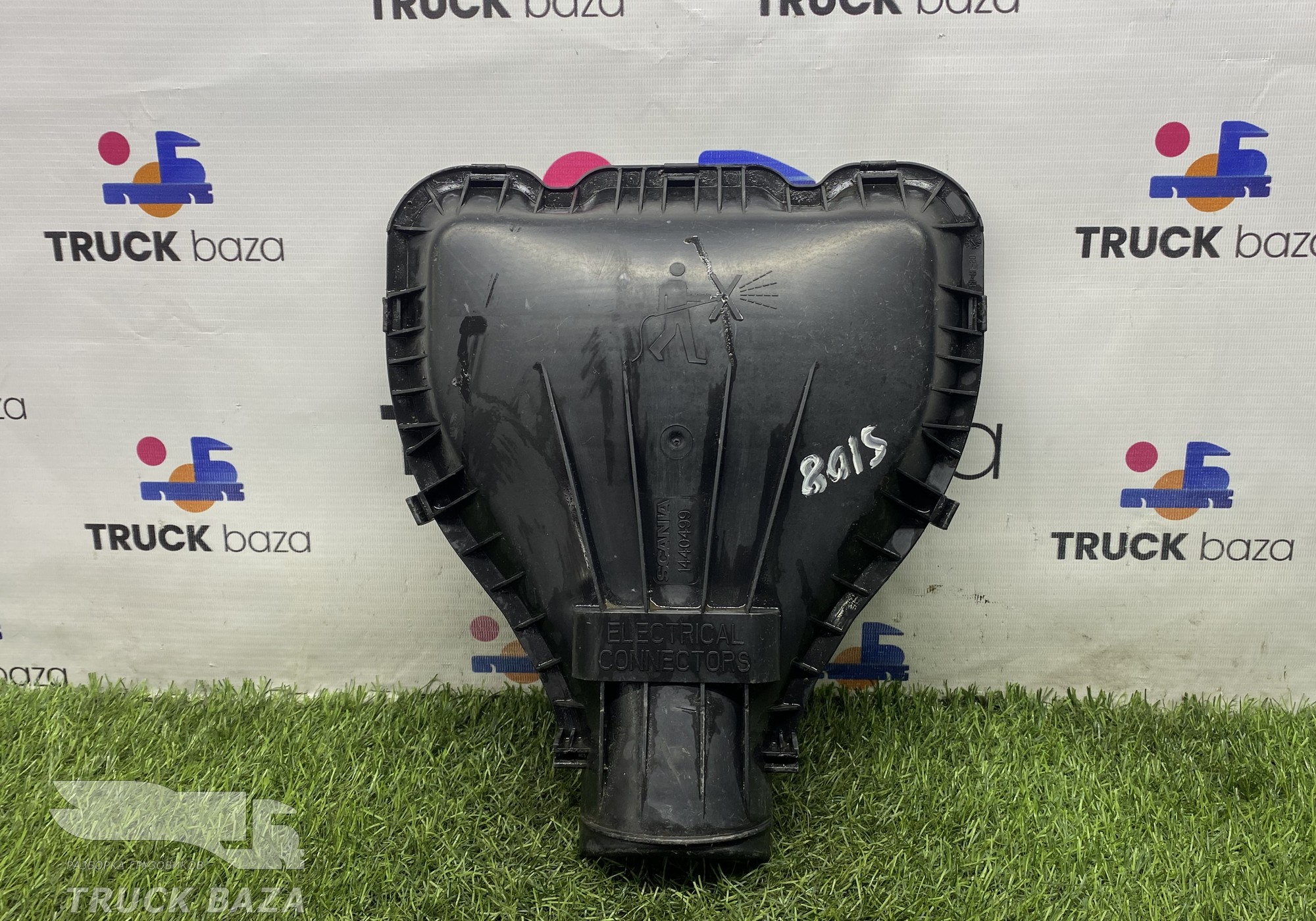 1440499 Крышка электроразъемов