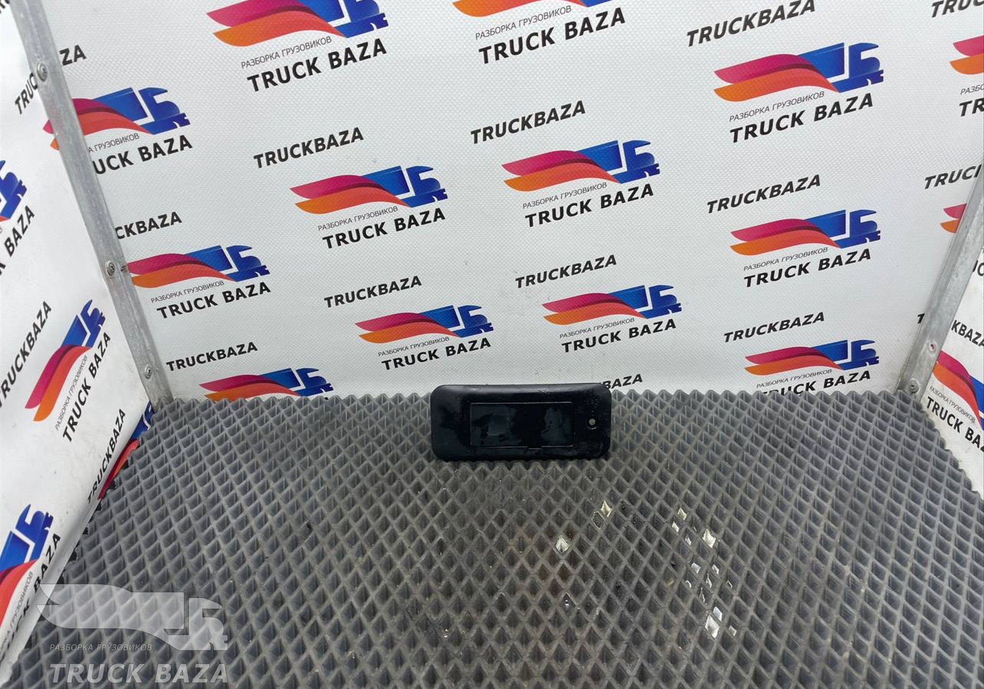 9607550261 Ручка бардачка для Mercedes-Benz Actros New Actros MP4 (с 2011)