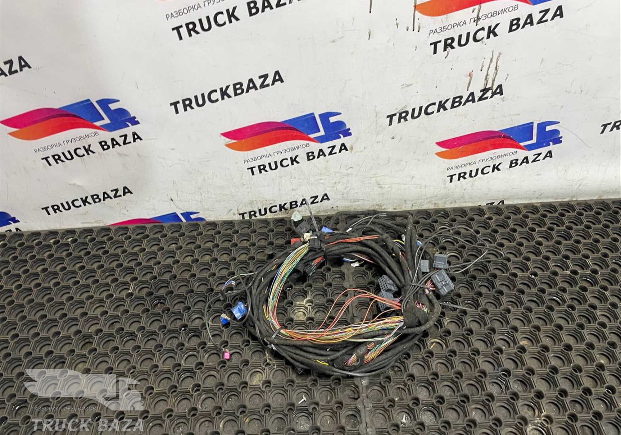 XVK6017511 Проводка салона для Mercedes-Benz Actros New Actros MP4 (с 2011)