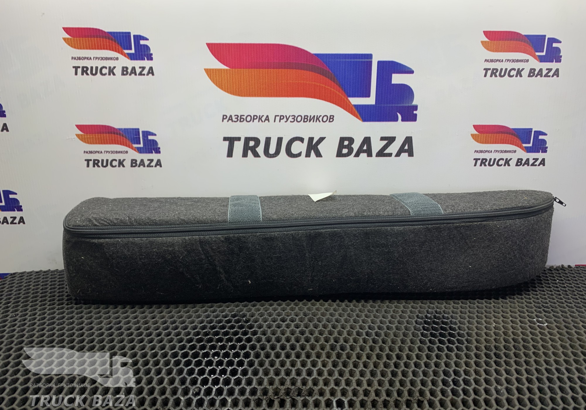 1739145 Подушка правая на нижний спальник для Scania 5-series T (с 2004 по 2016)