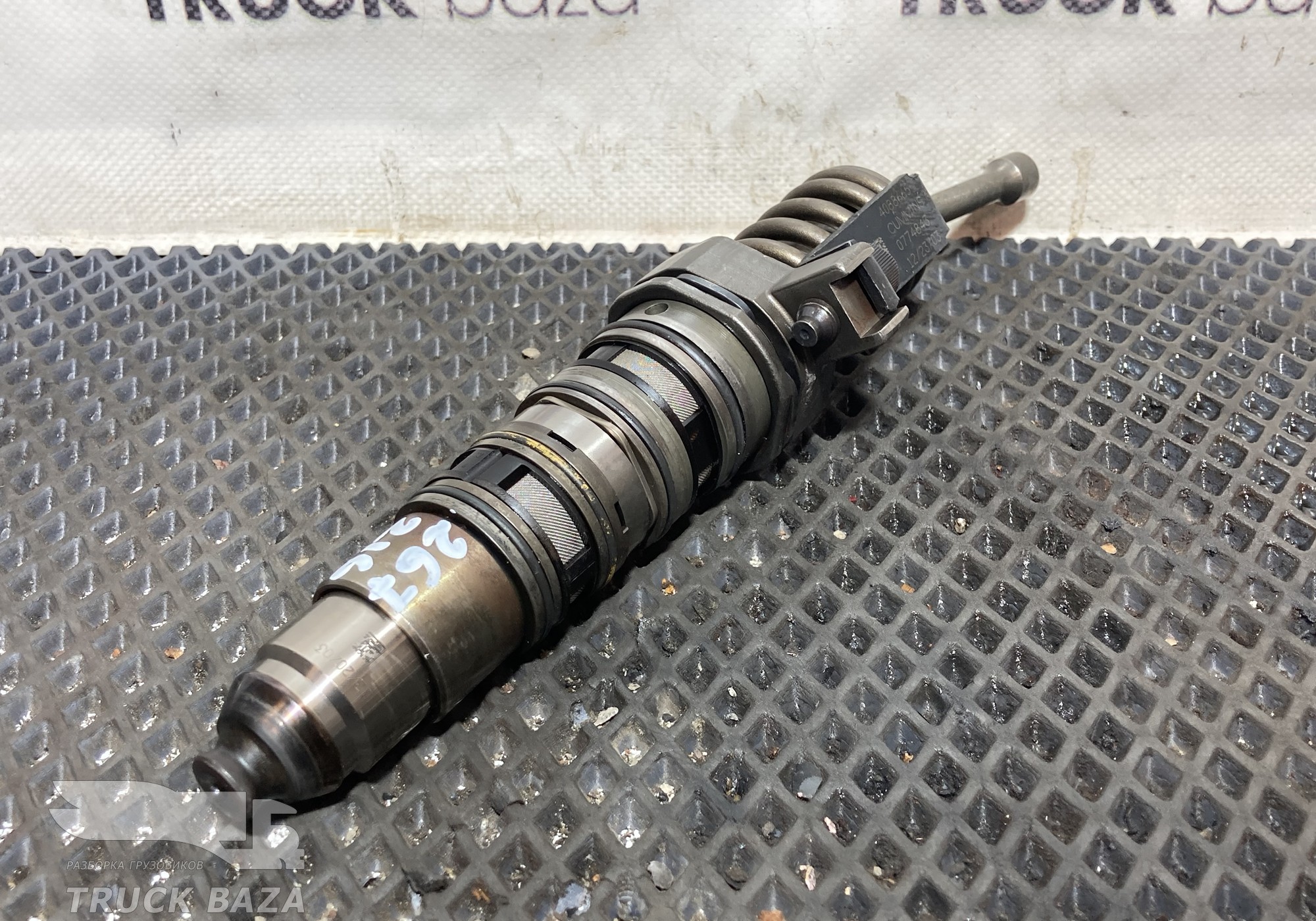 4088665 Форсунка топливная Cummins для Volvo VNL