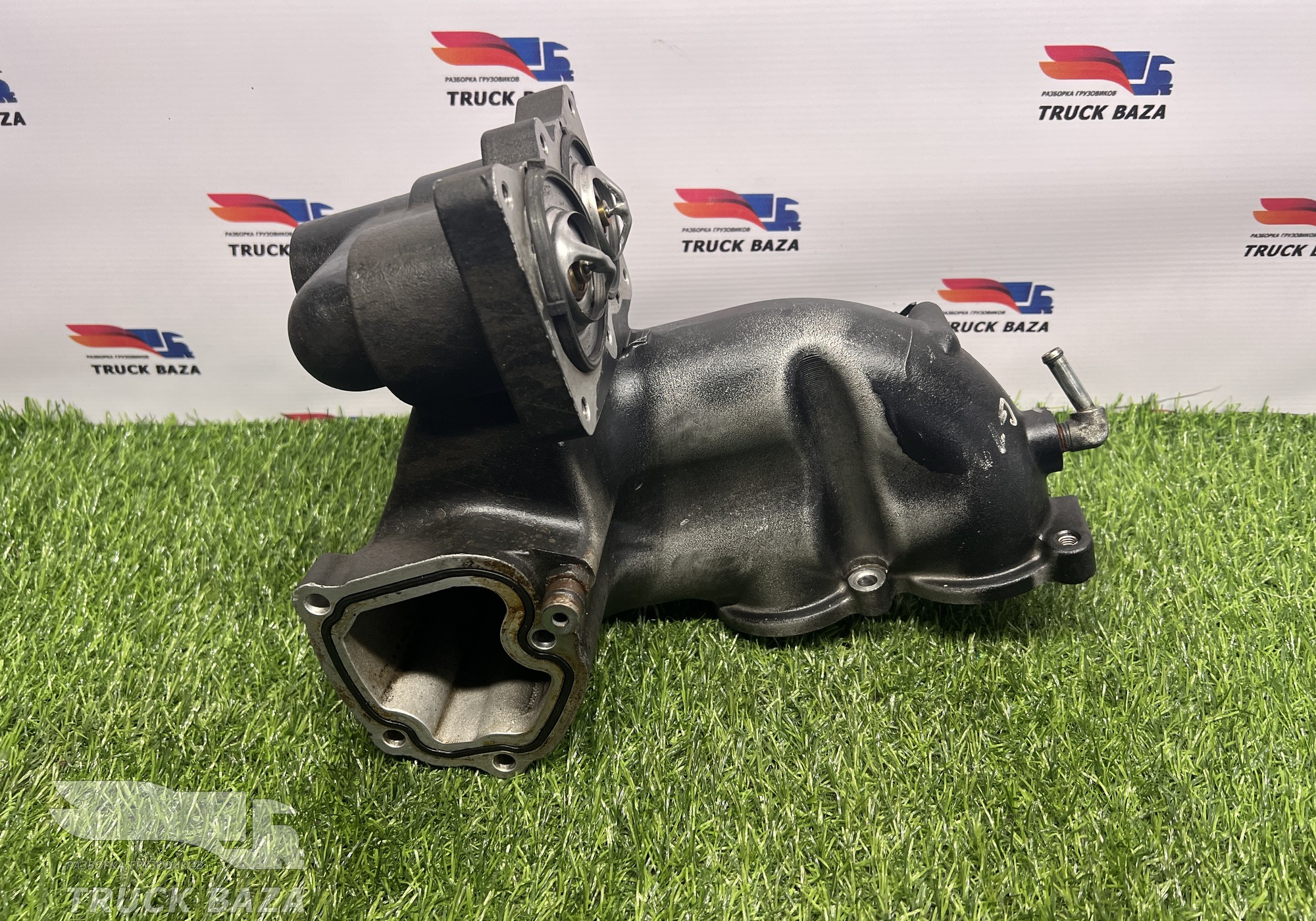 05726470 Корпус термостата для DongFeng GX DFH4180