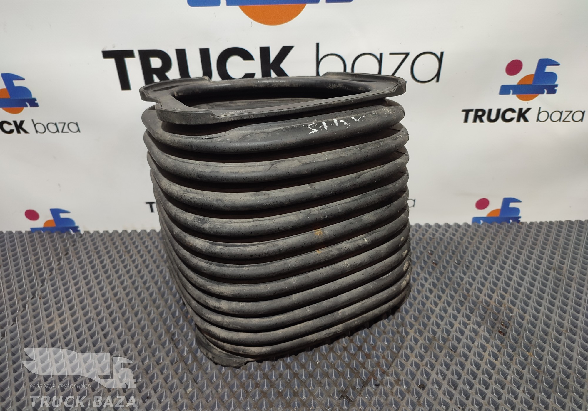 1750546 Гофра воздухозаборника